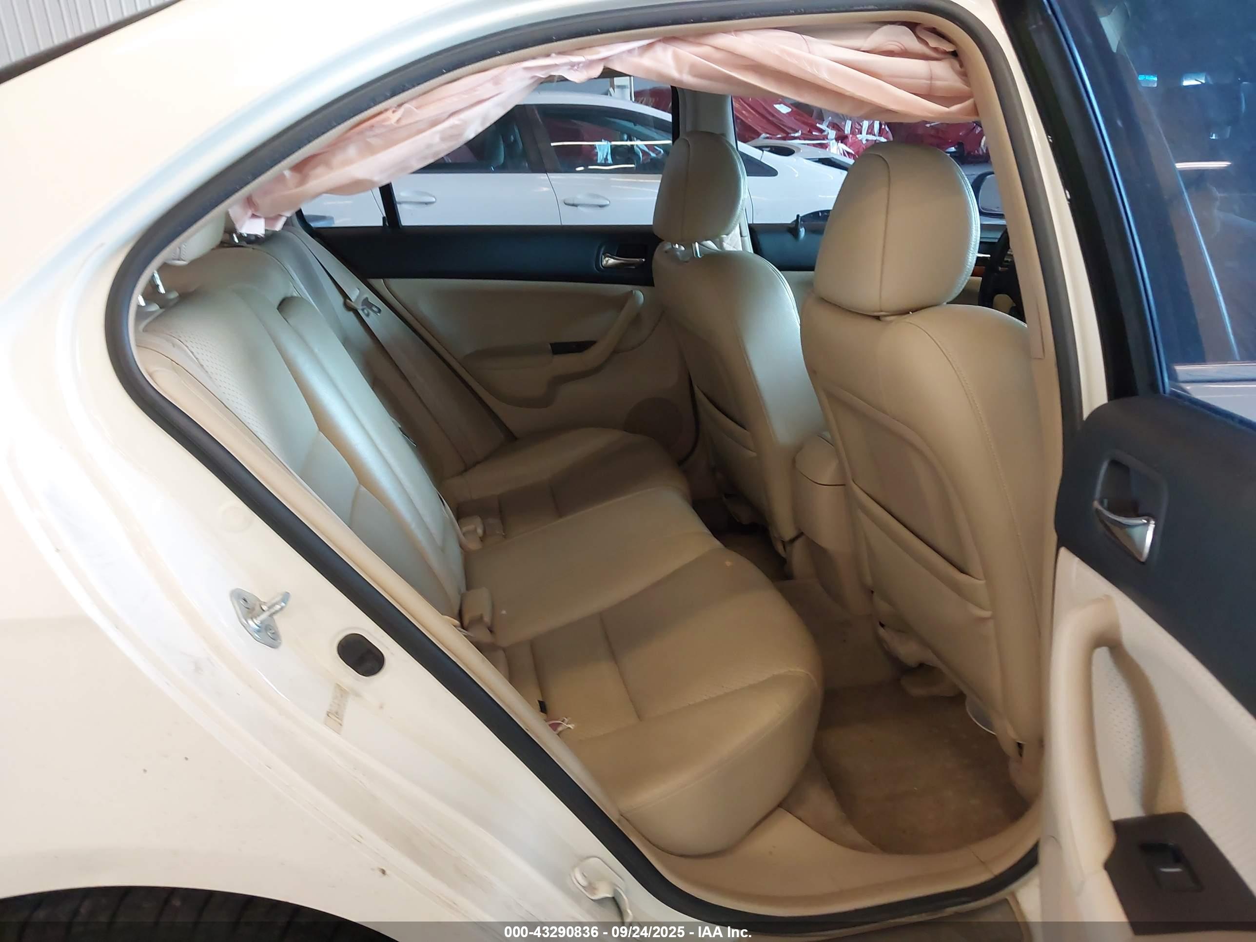 ACURA TSX image 8