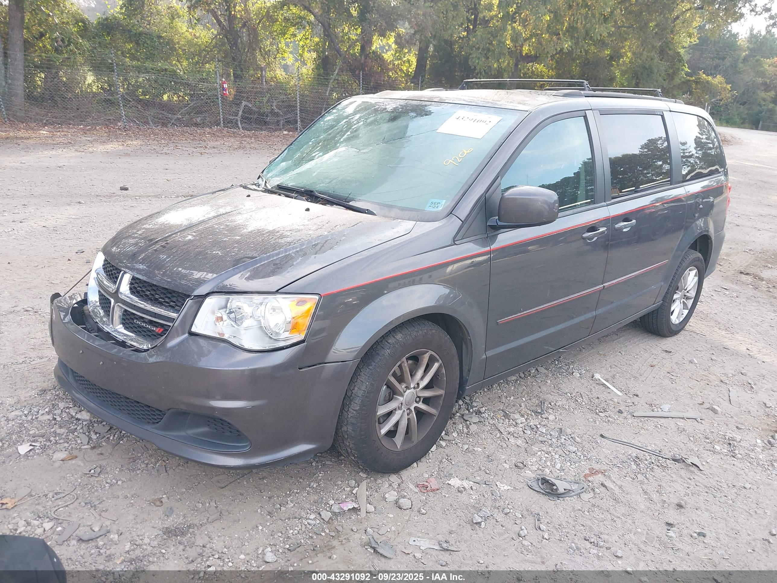DODGE GRAND image 2