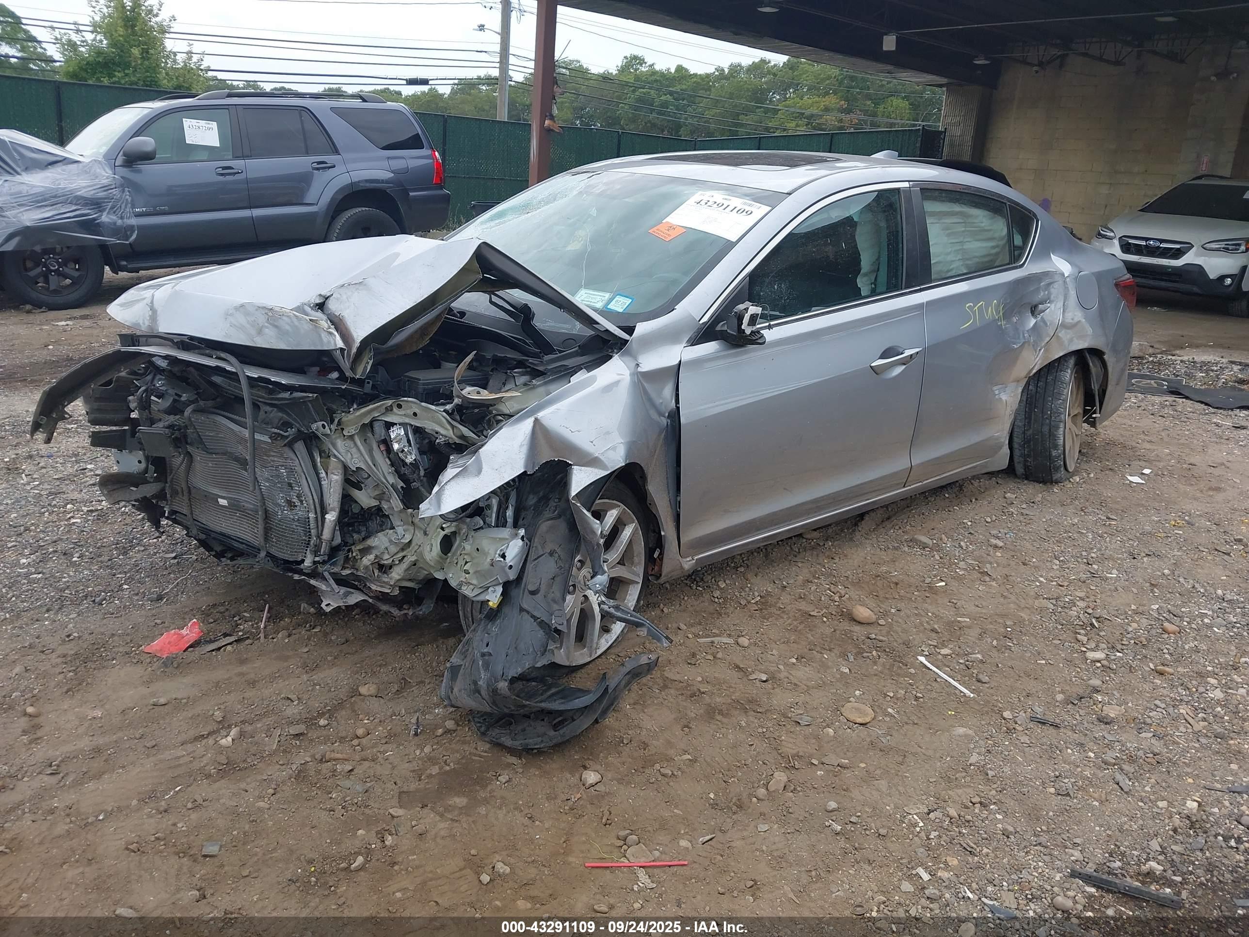 ACURA ILX image 2