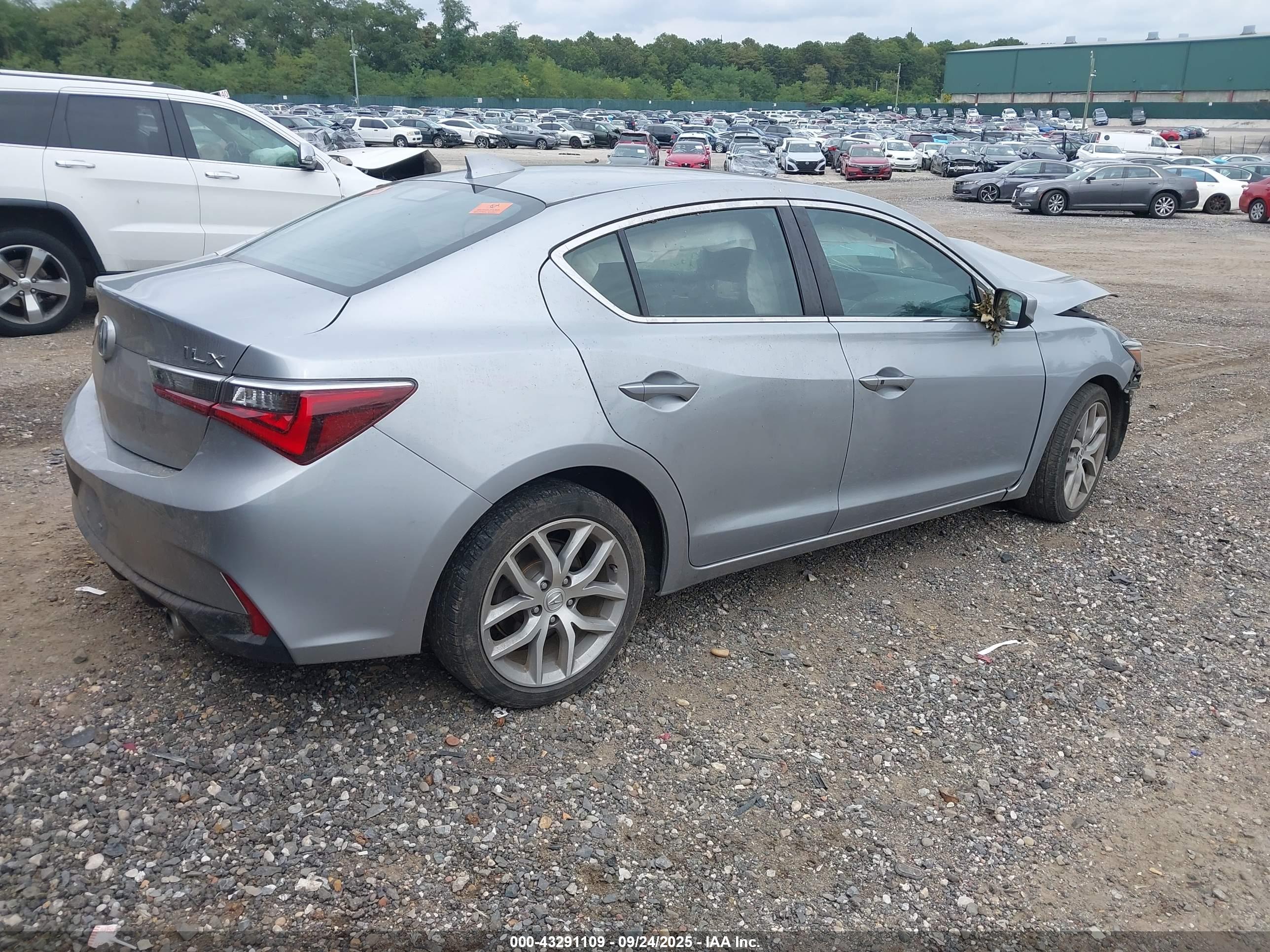 ACURA ILX image 4