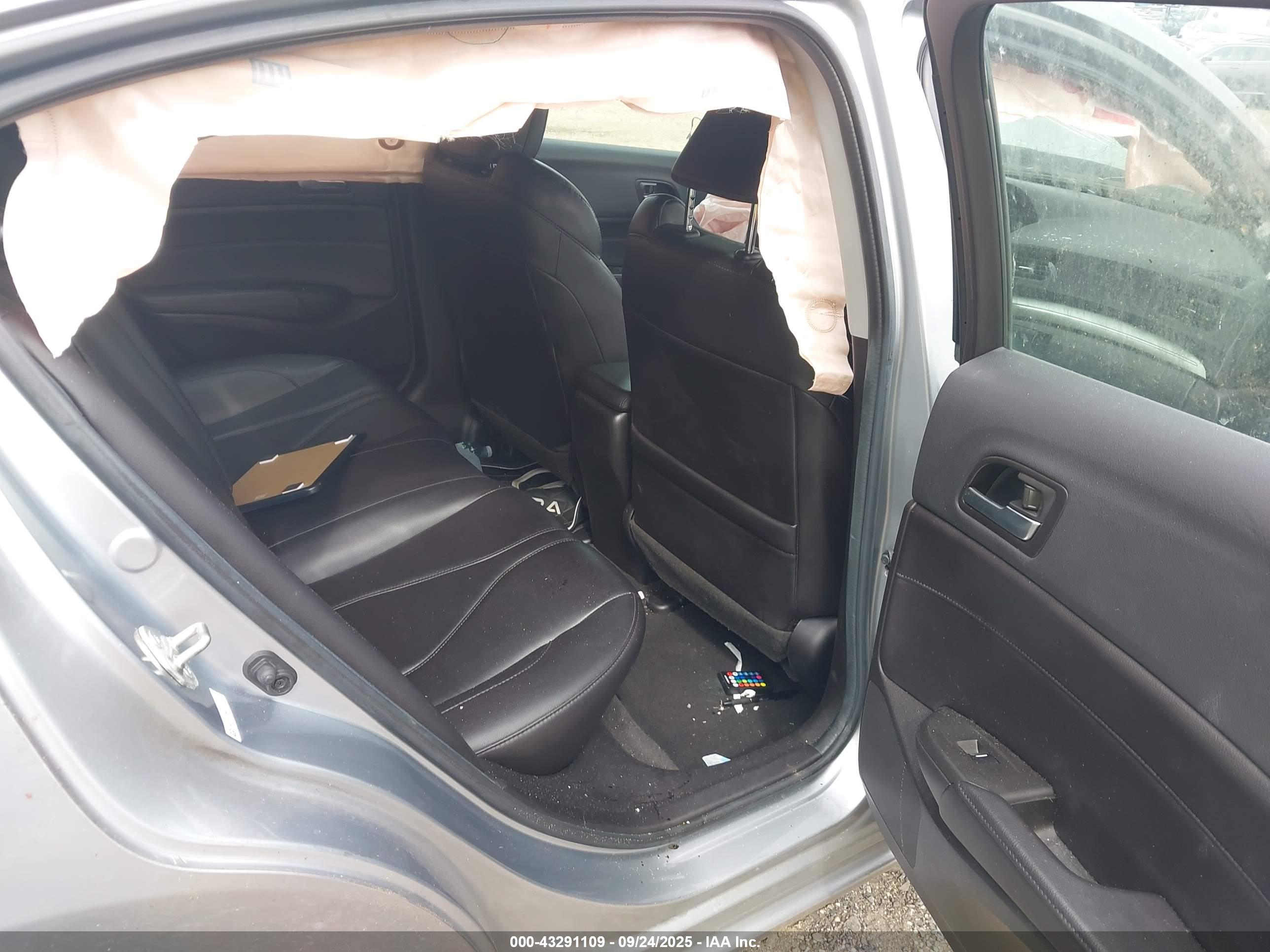 ACURA ILX image 8
