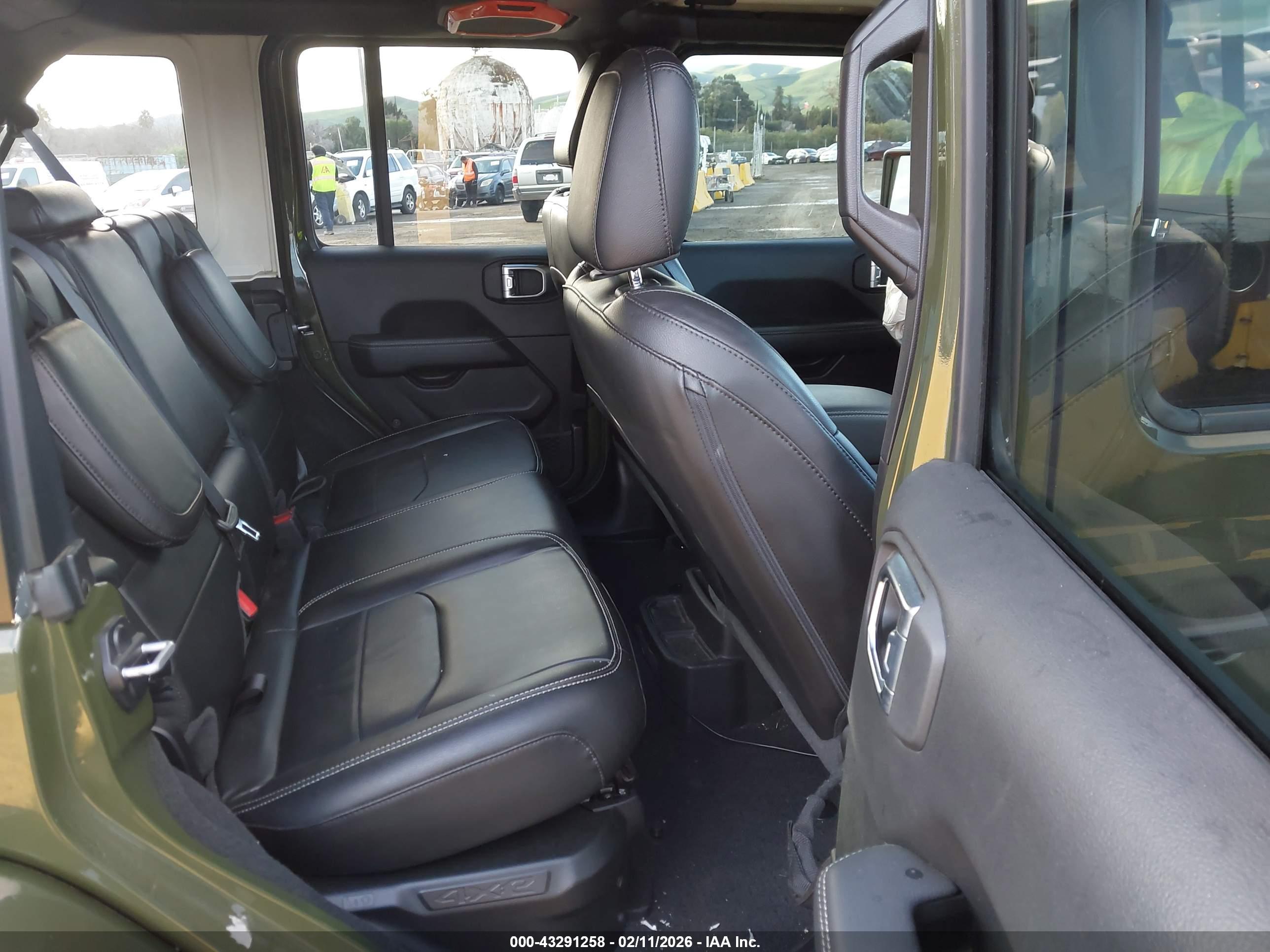 JEEP WRANGLER image 8