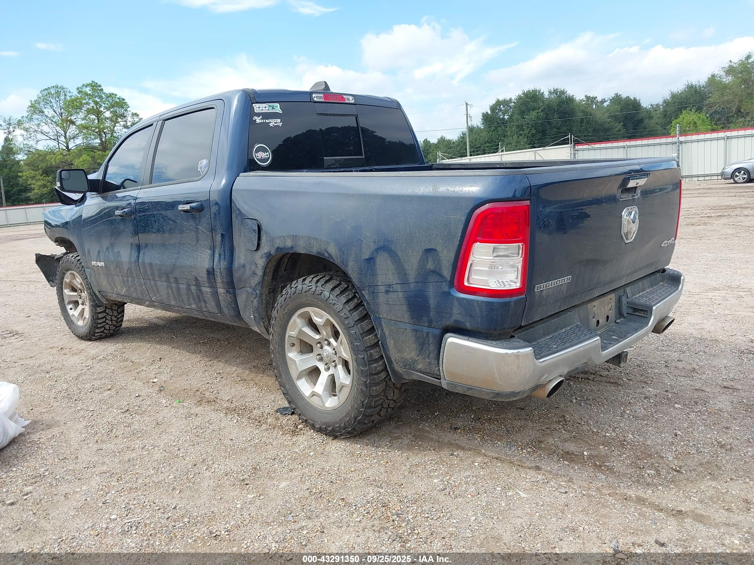 RAM 1500 image 3