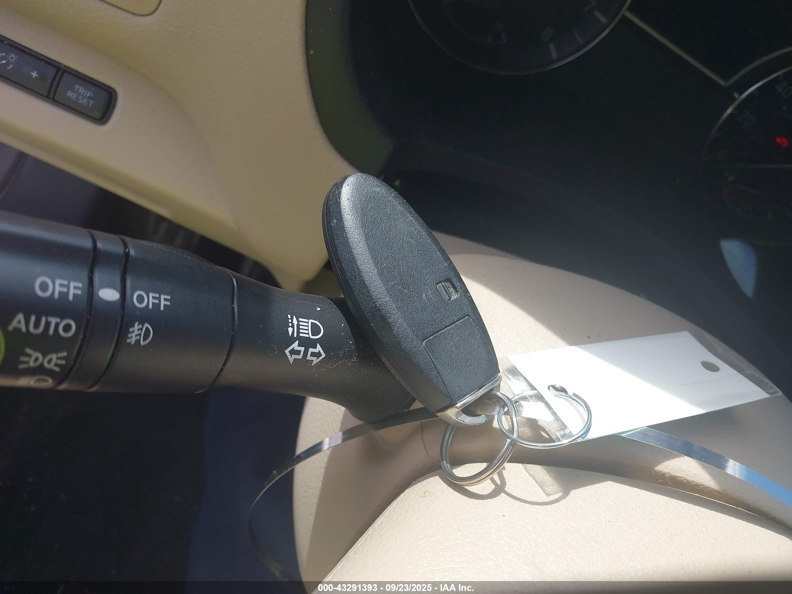 NISSAN ALTIMA image 11