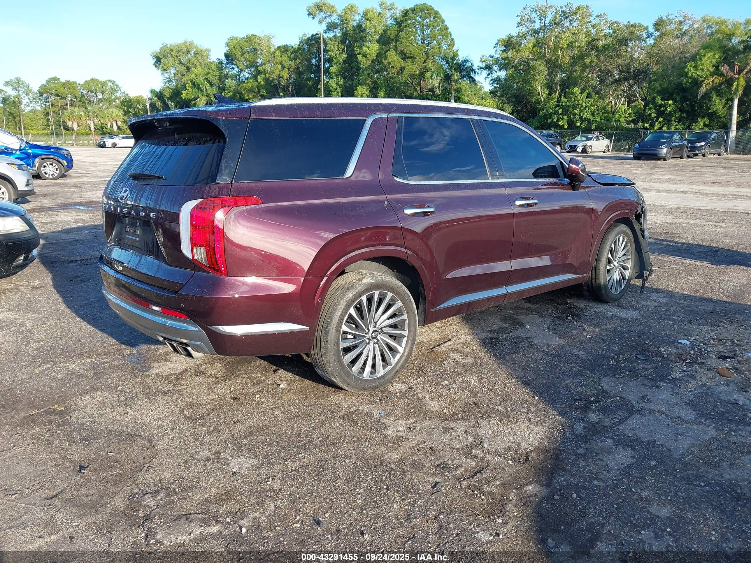 HYUNDAI PALISADE image 4
