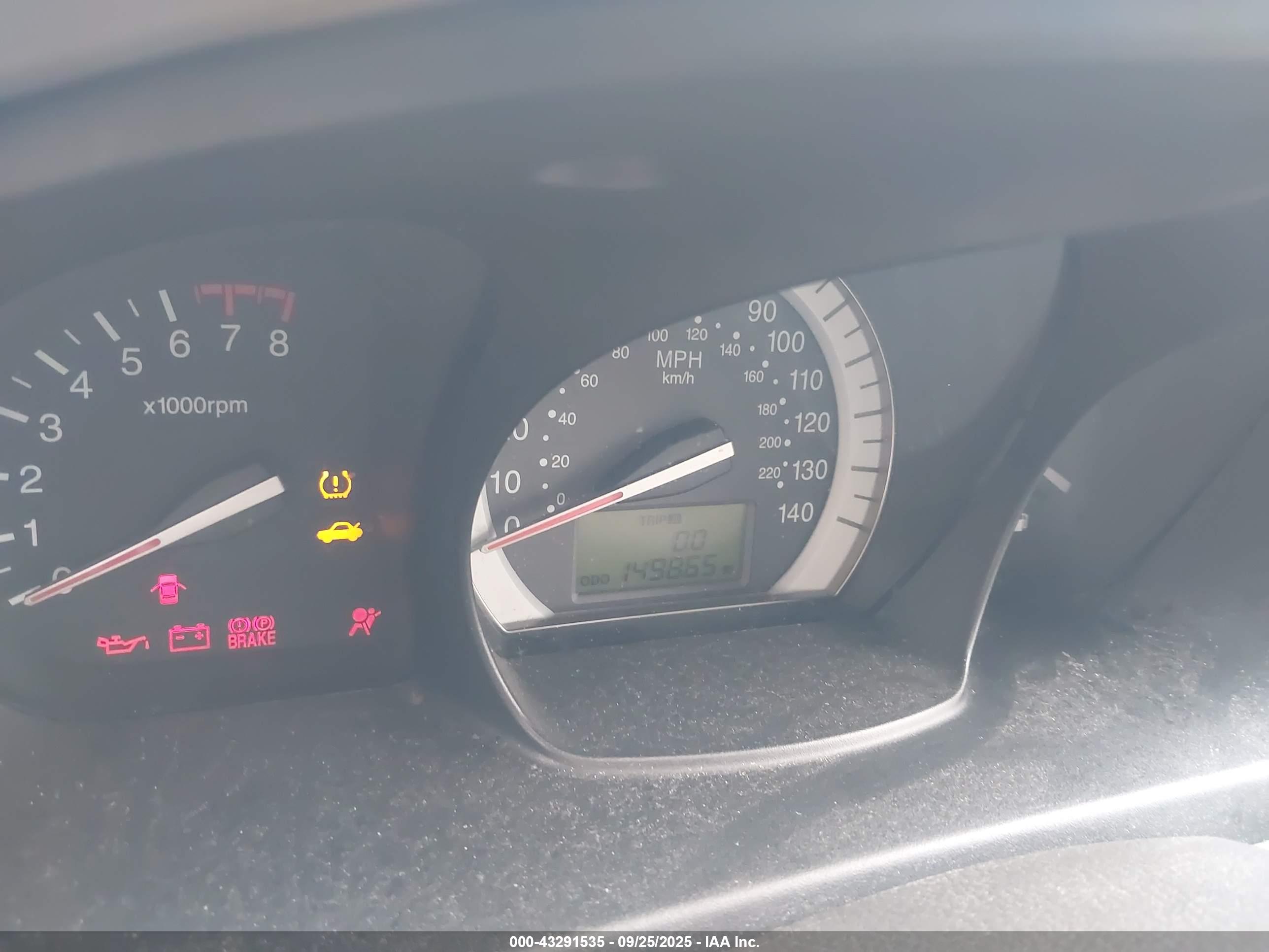 KIA SPECTRA image 7