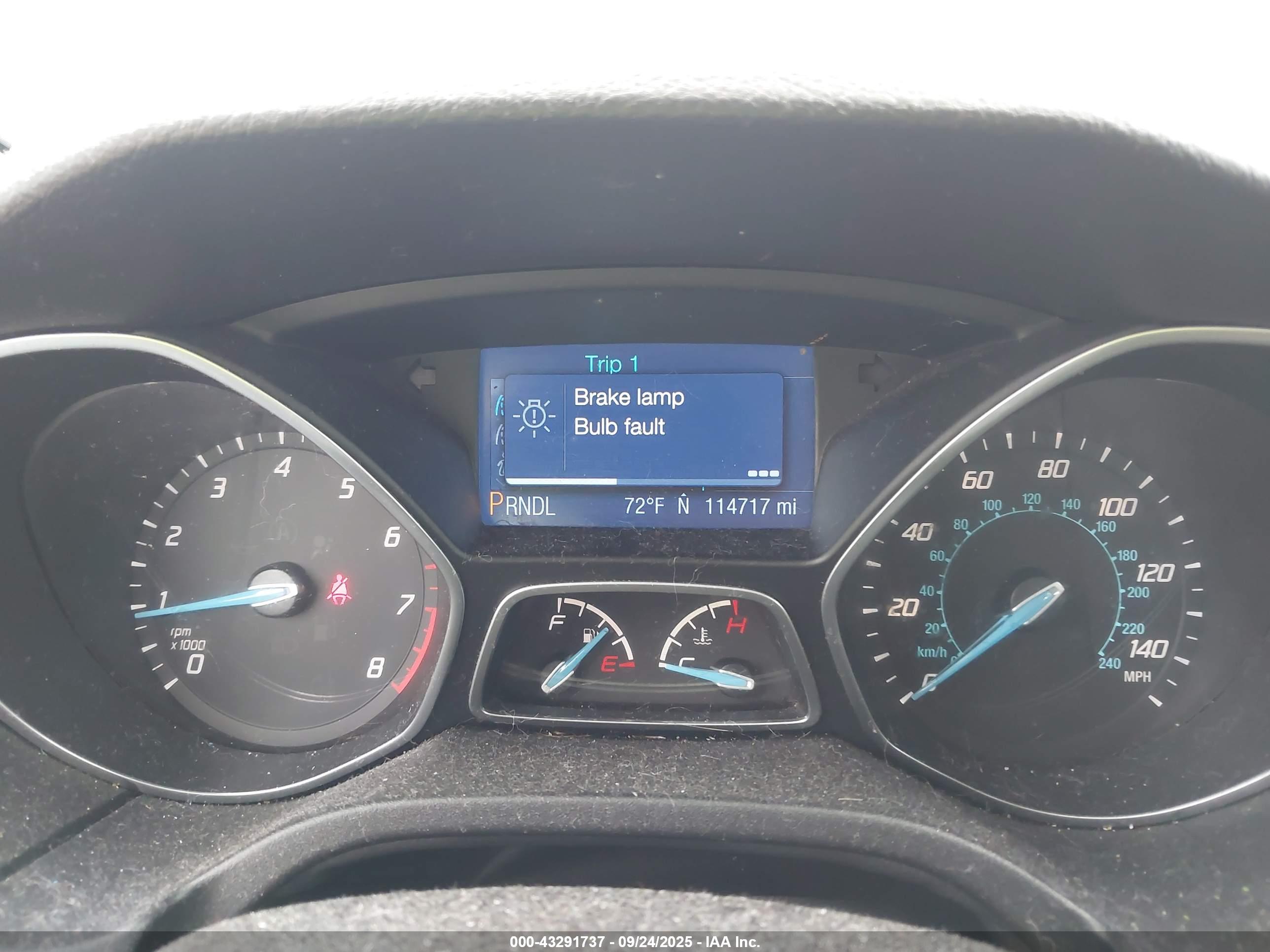 FORD FOCUS image 7