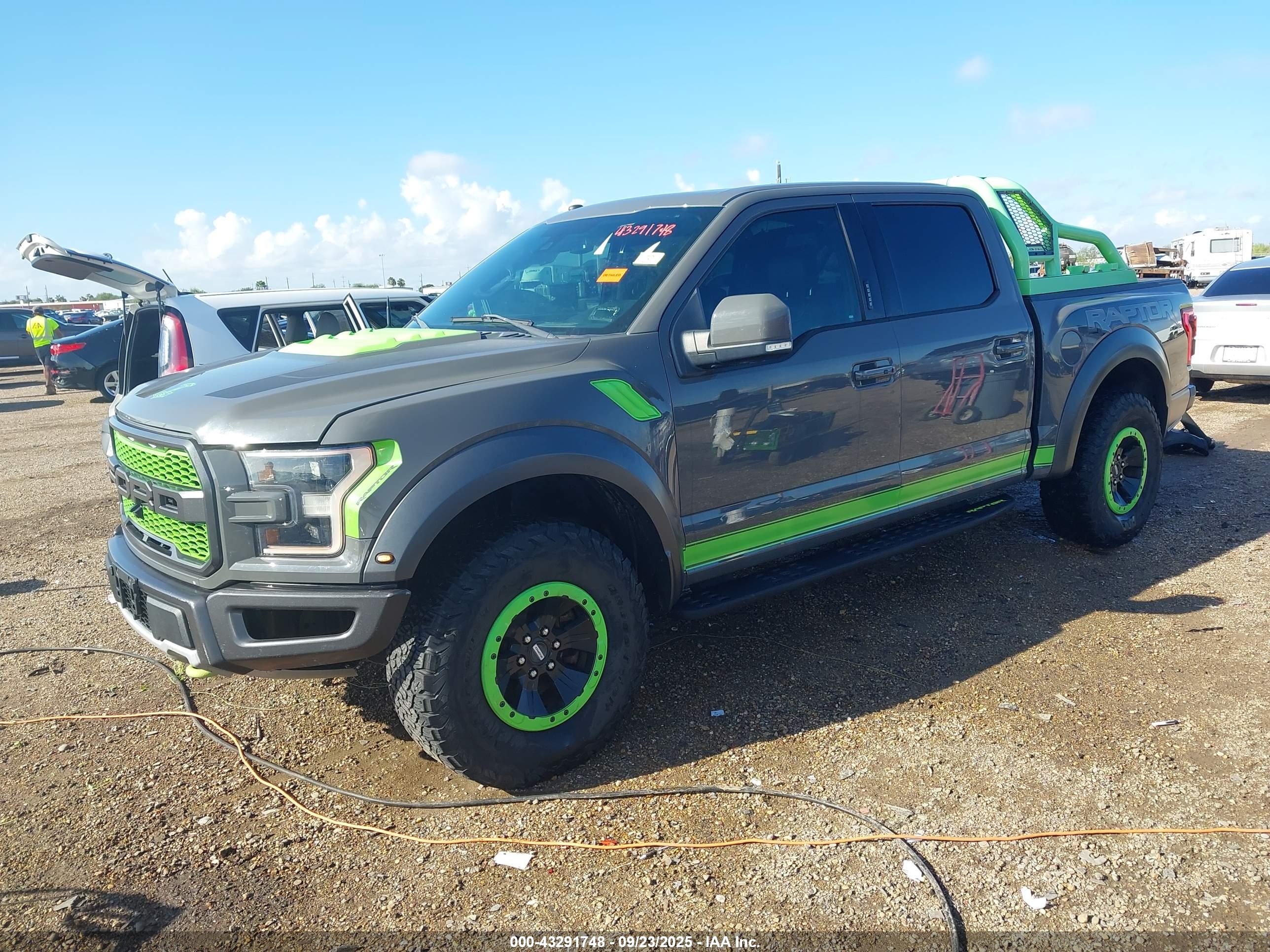 FORD F-150 image 2