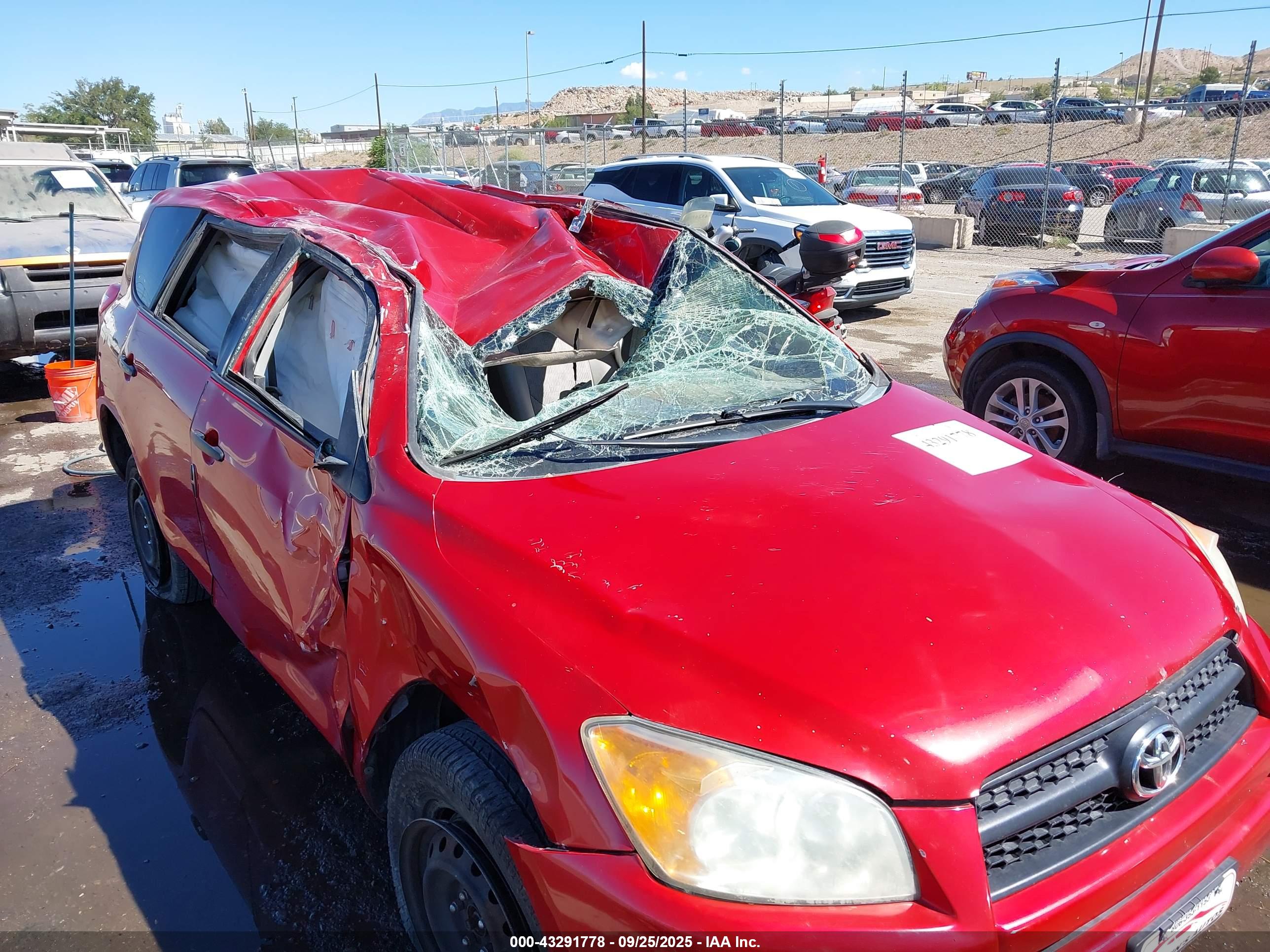 TOYOTA RAV4 image 6