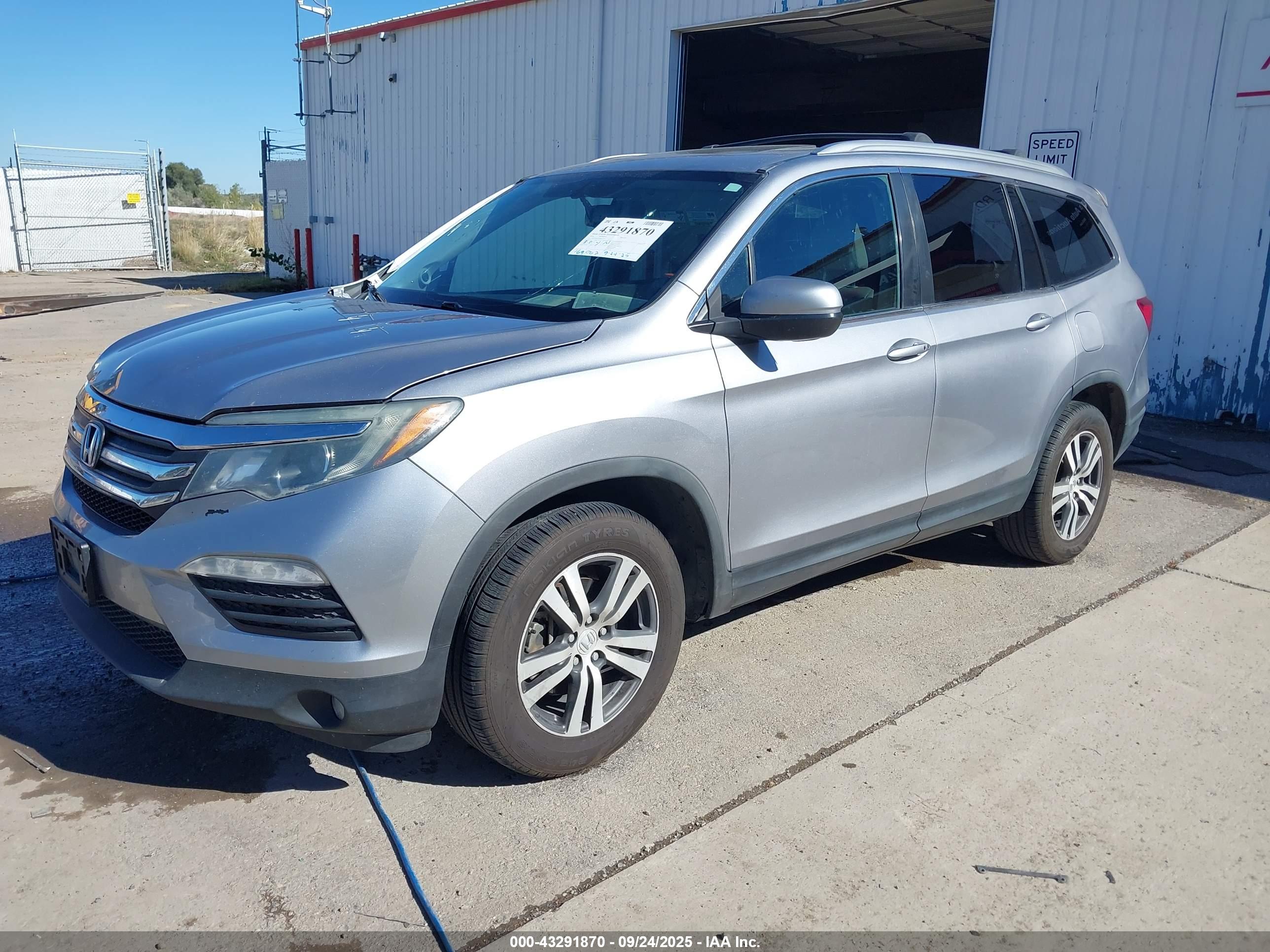 HONDA PILOT image 2