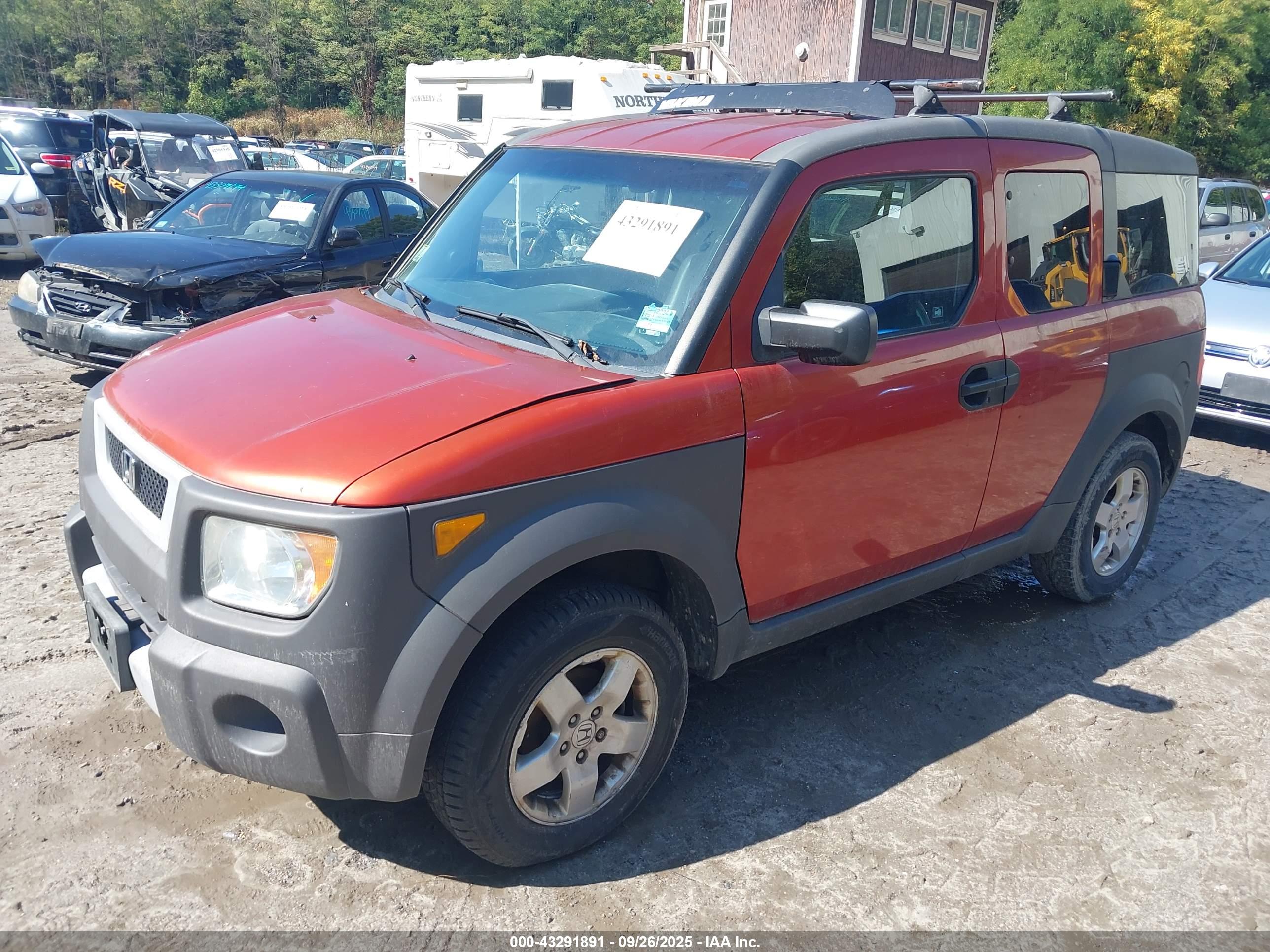 HONDA ELEMENT image 2