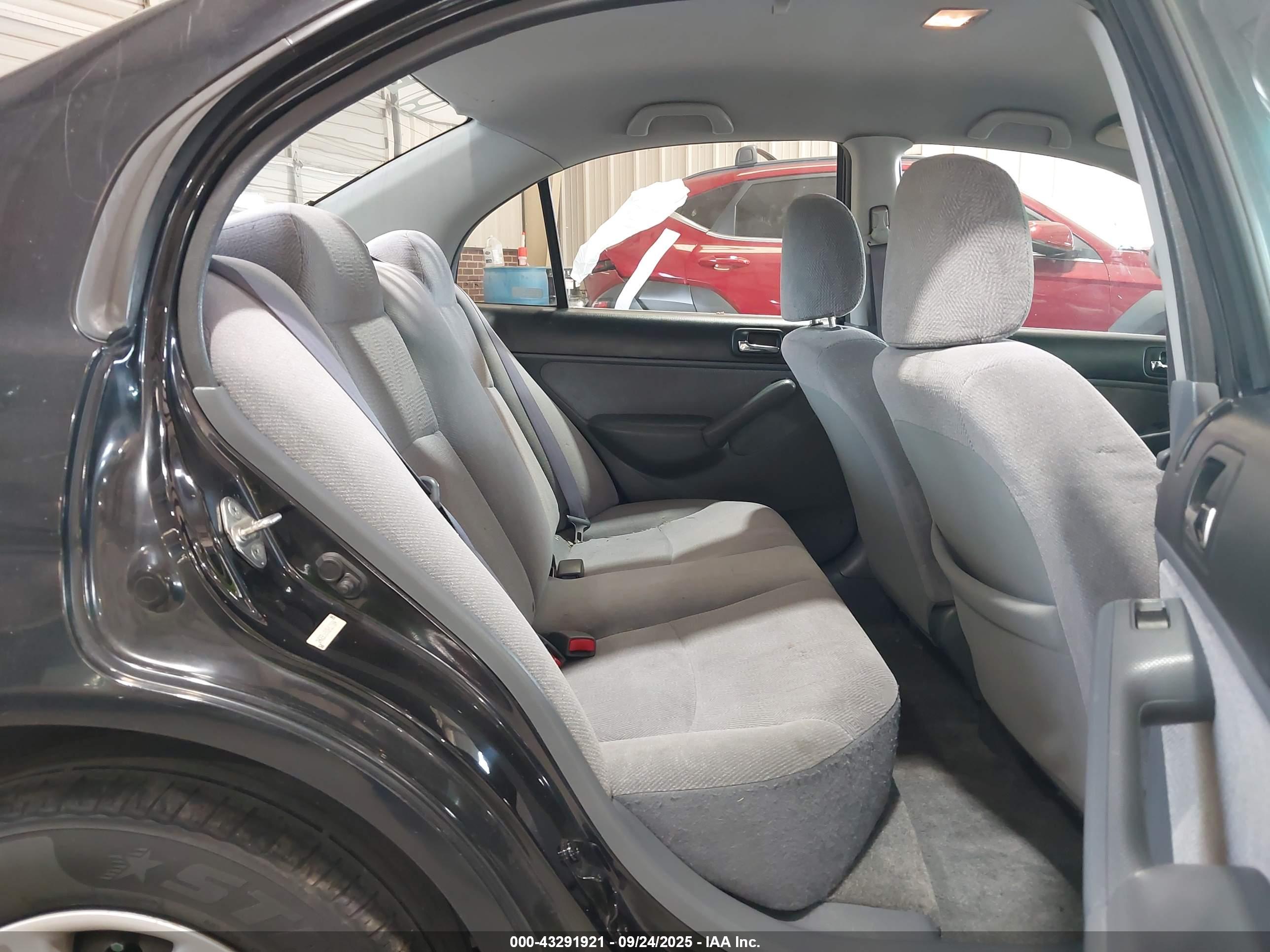 HONDA CIVIC image 8