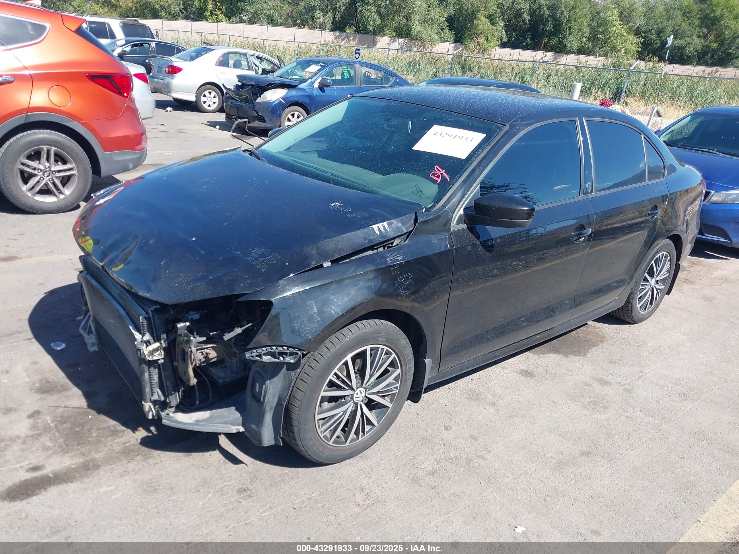 VOLKSWAGEN JETTA image 2
