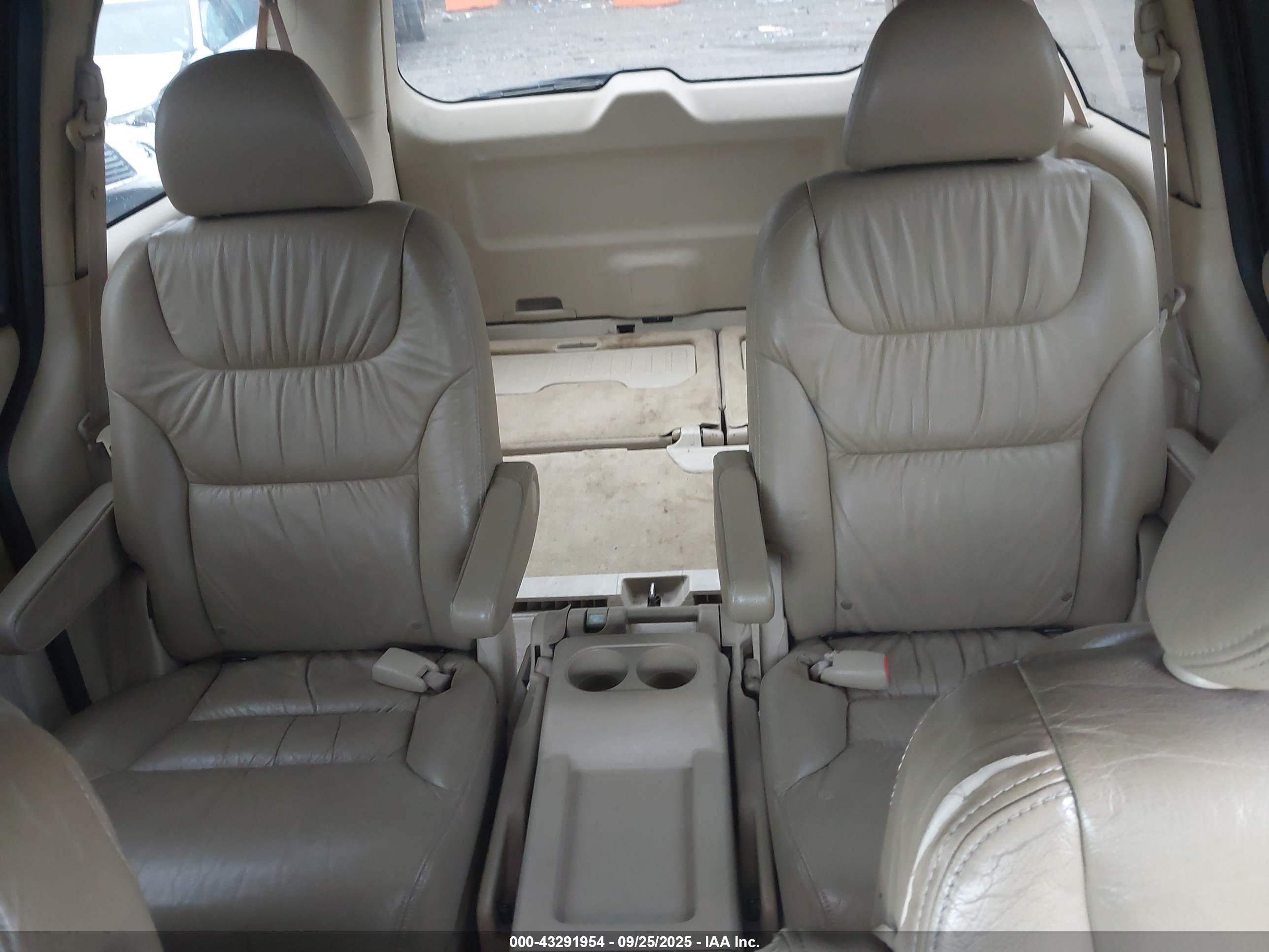 HONDA ODYSSEY image 8