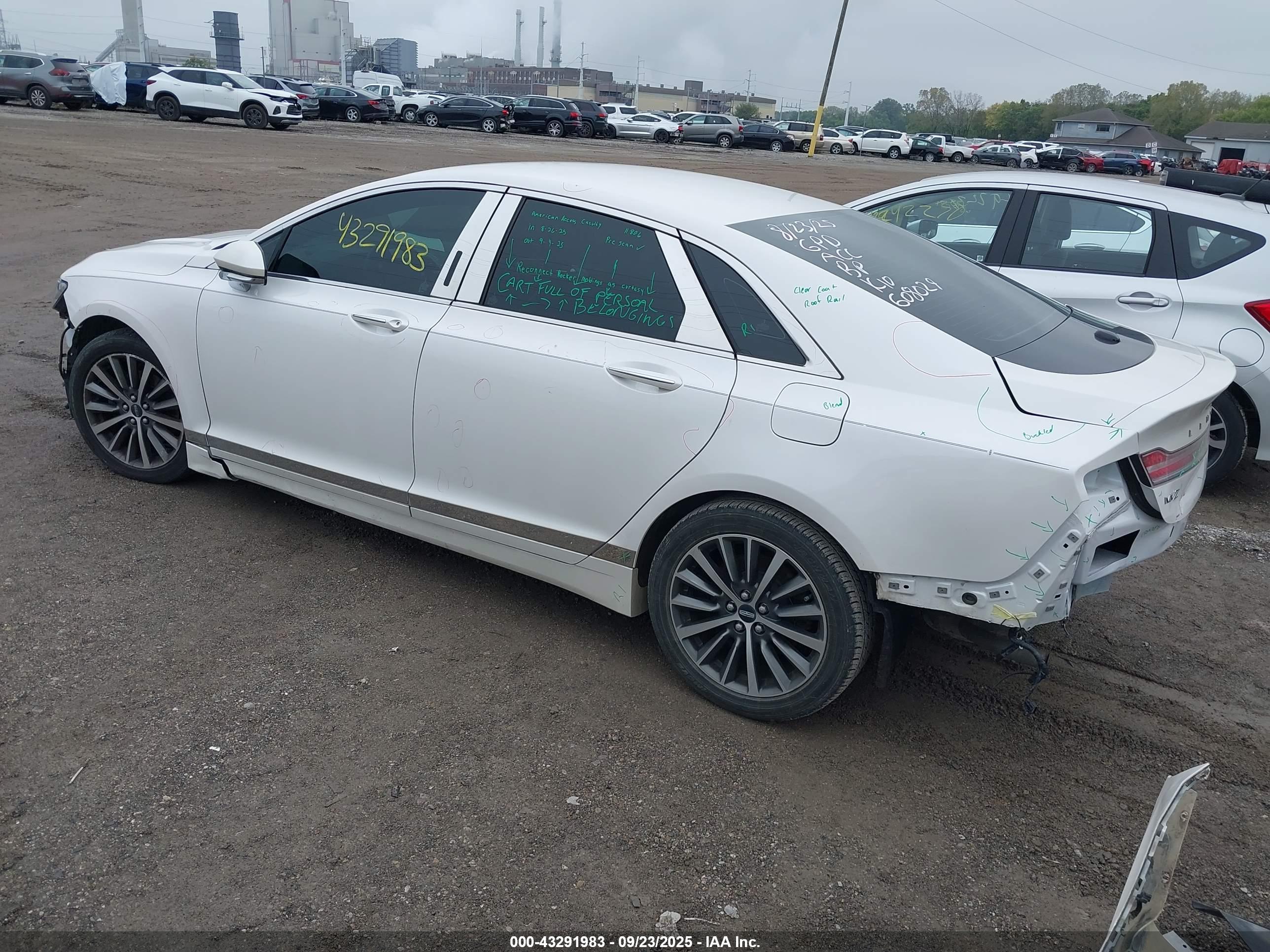 LINCOLN MKZ image 3