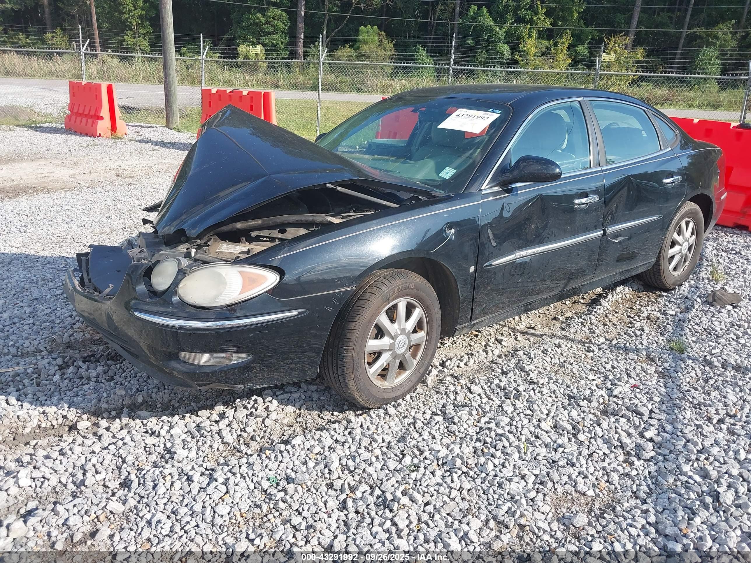 BUICK LACROSSE image 2