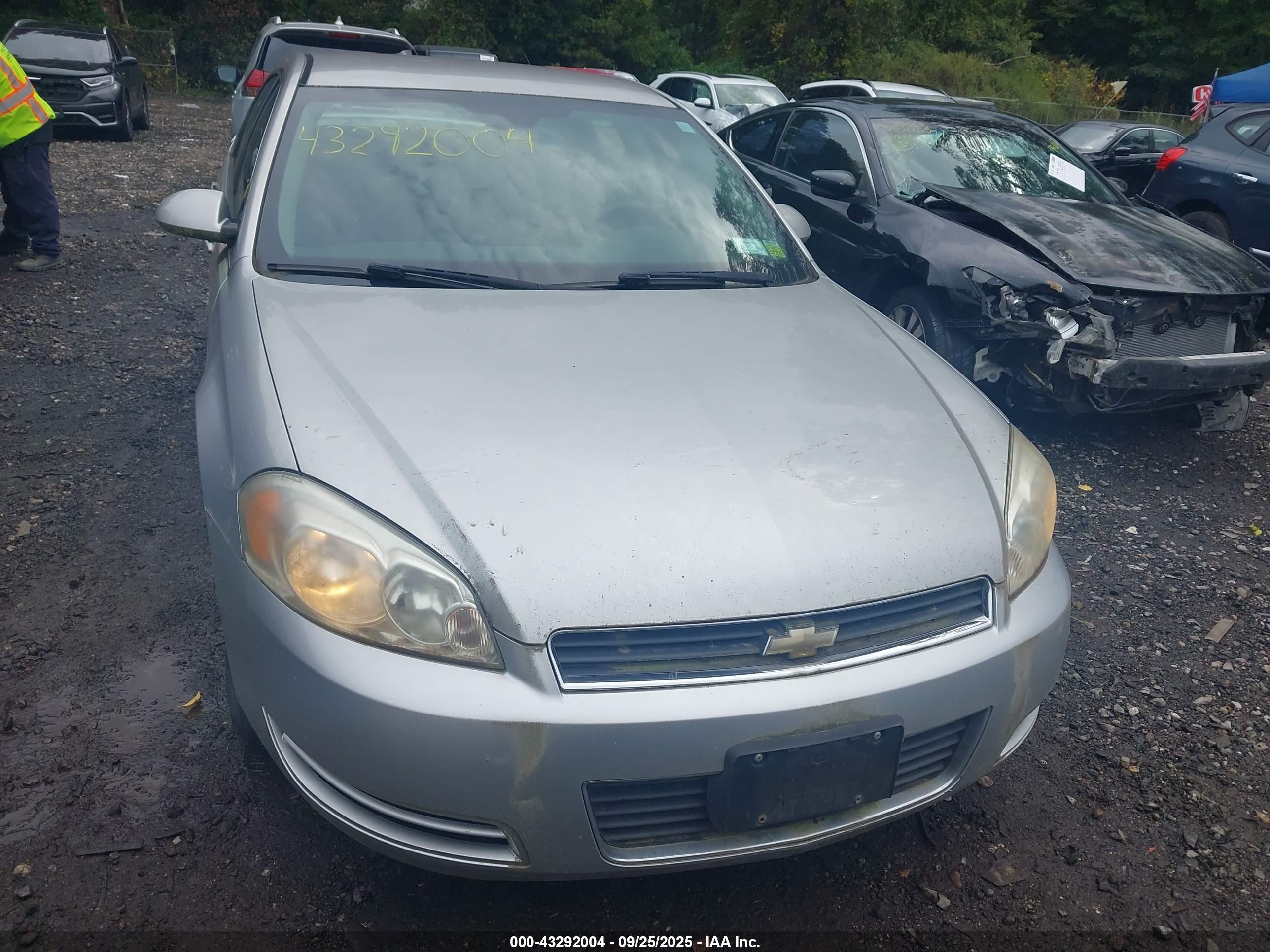 CHEVROLET IMPALA image 6