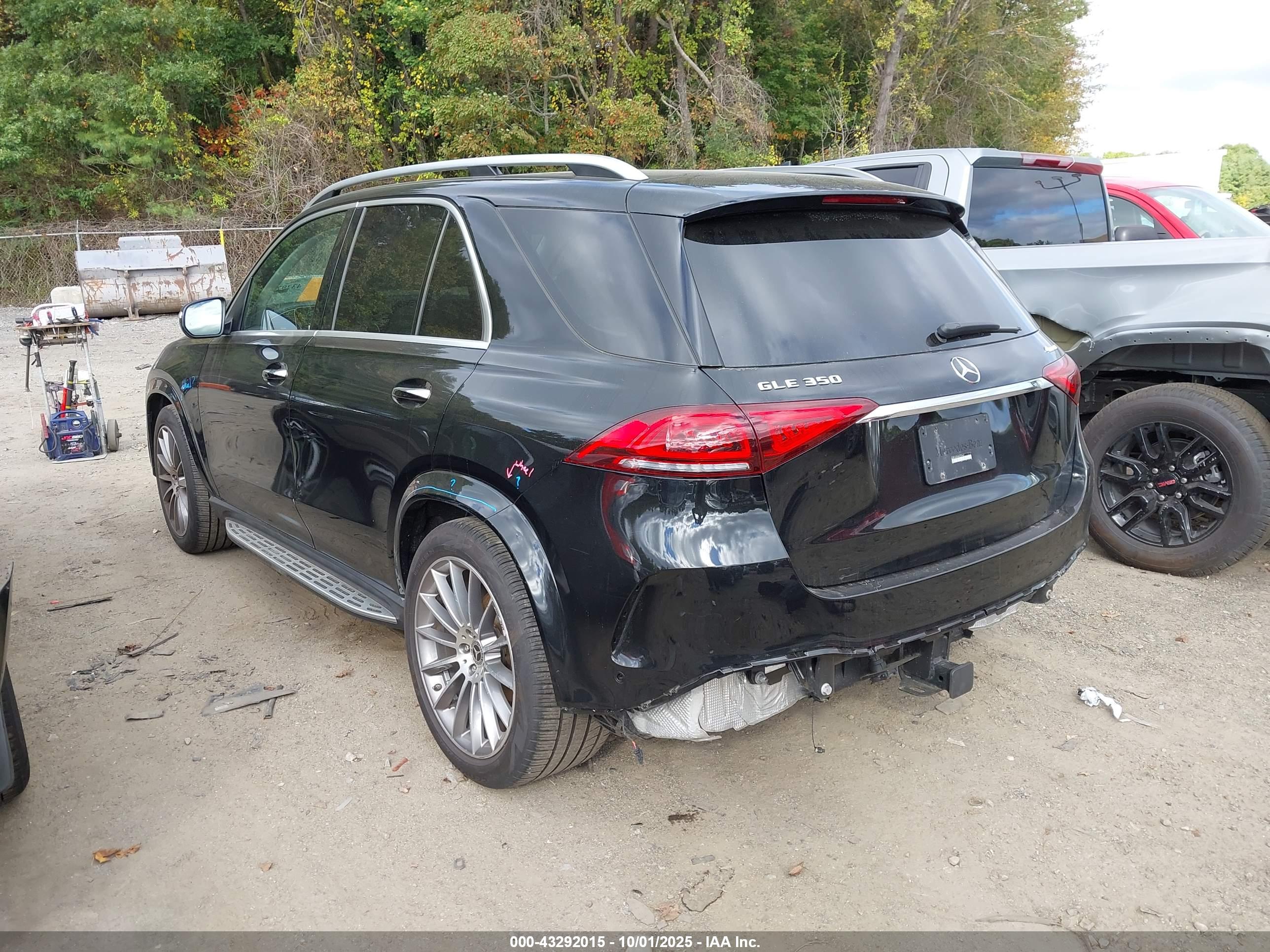 MERCEDES-BENZ GLE image 3
