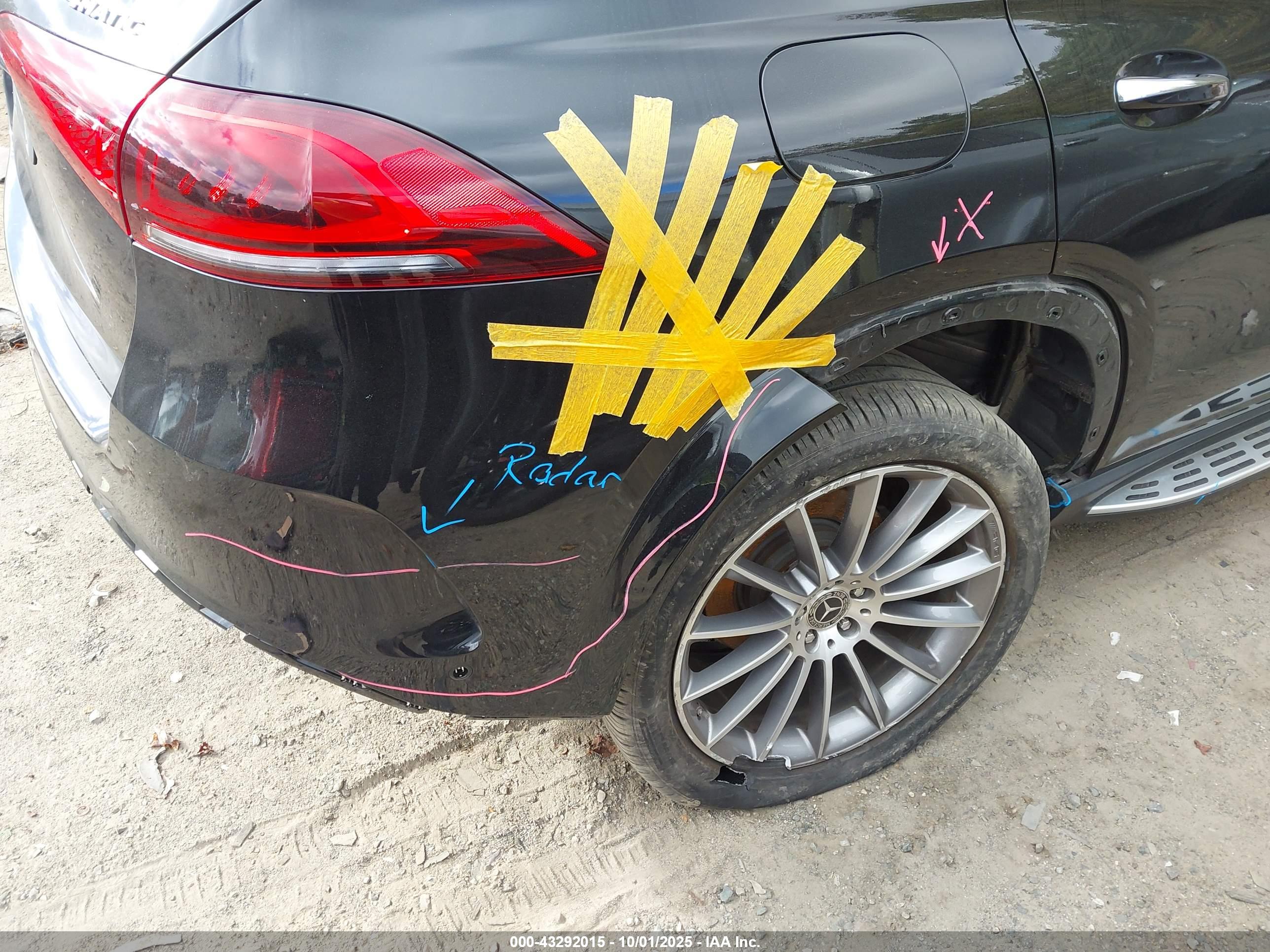MERCEDES-BENZ GLE image 6