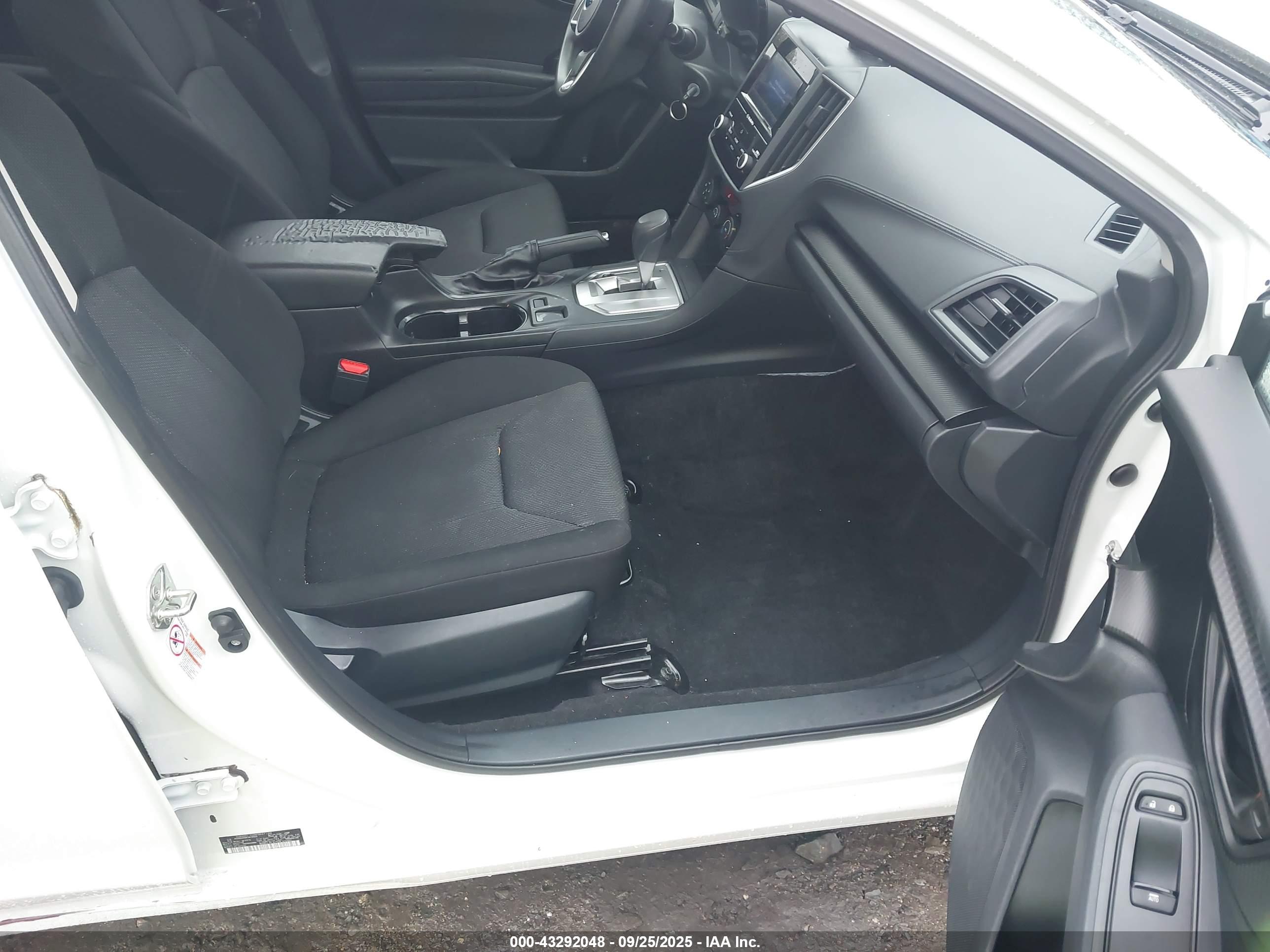 SUBARU IMPREZA image 5