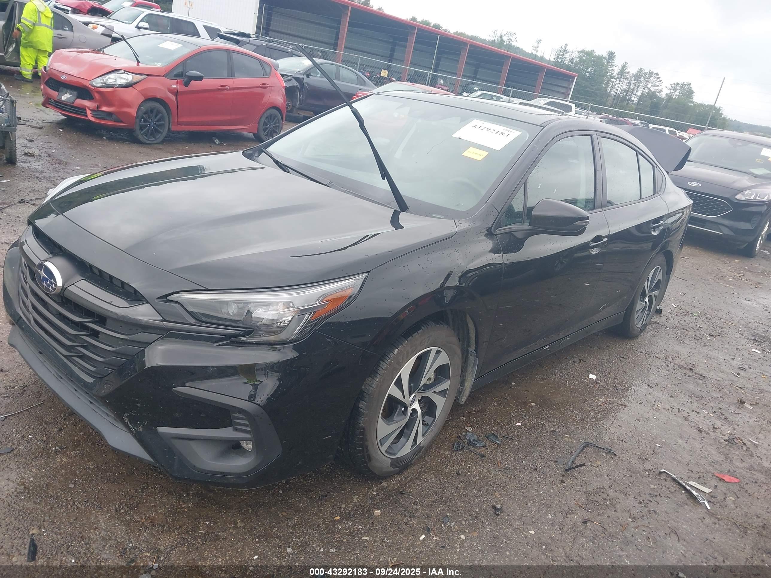 SUBARU LEGACY image 2