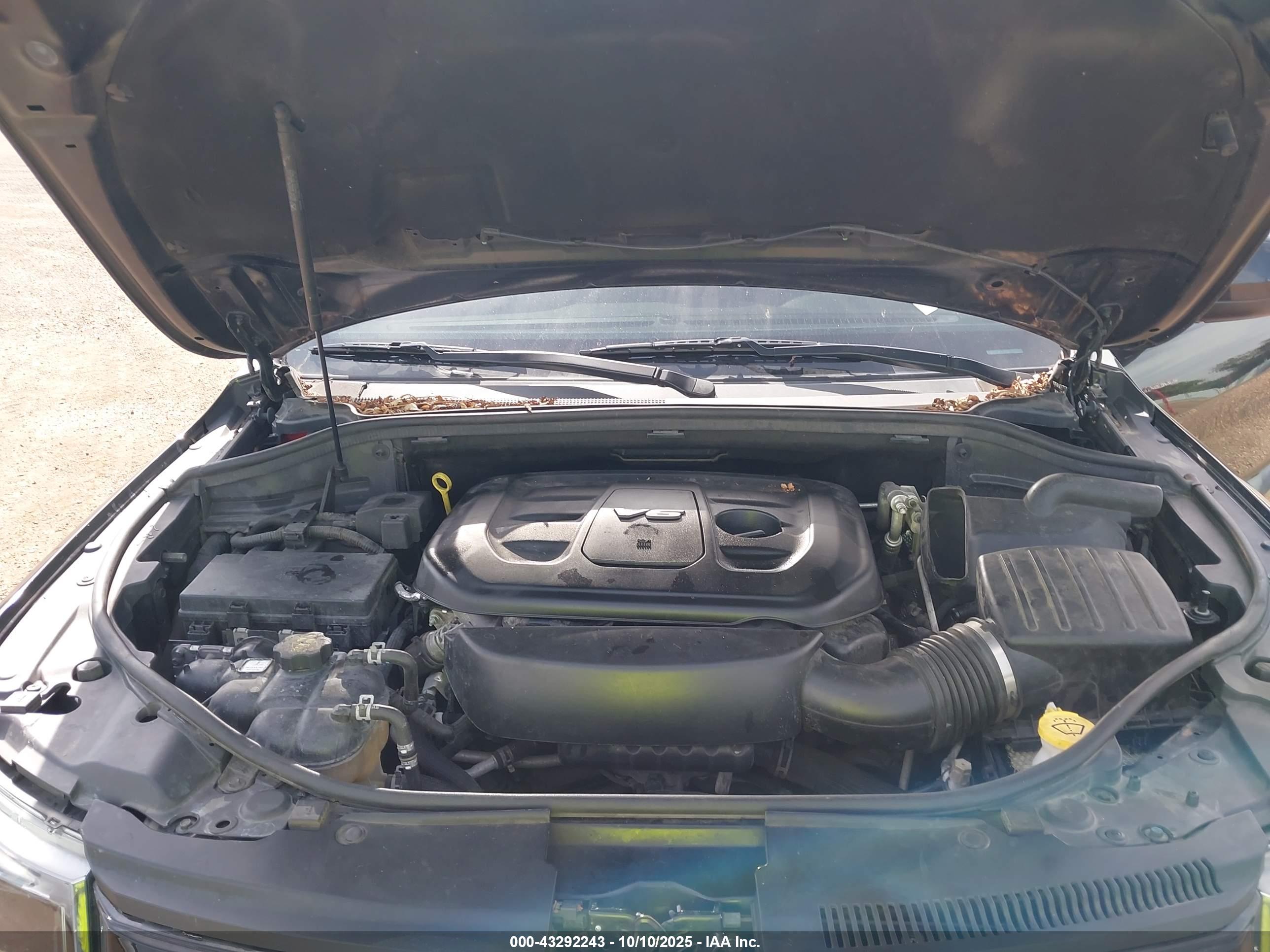JEEP GRAND image 10
