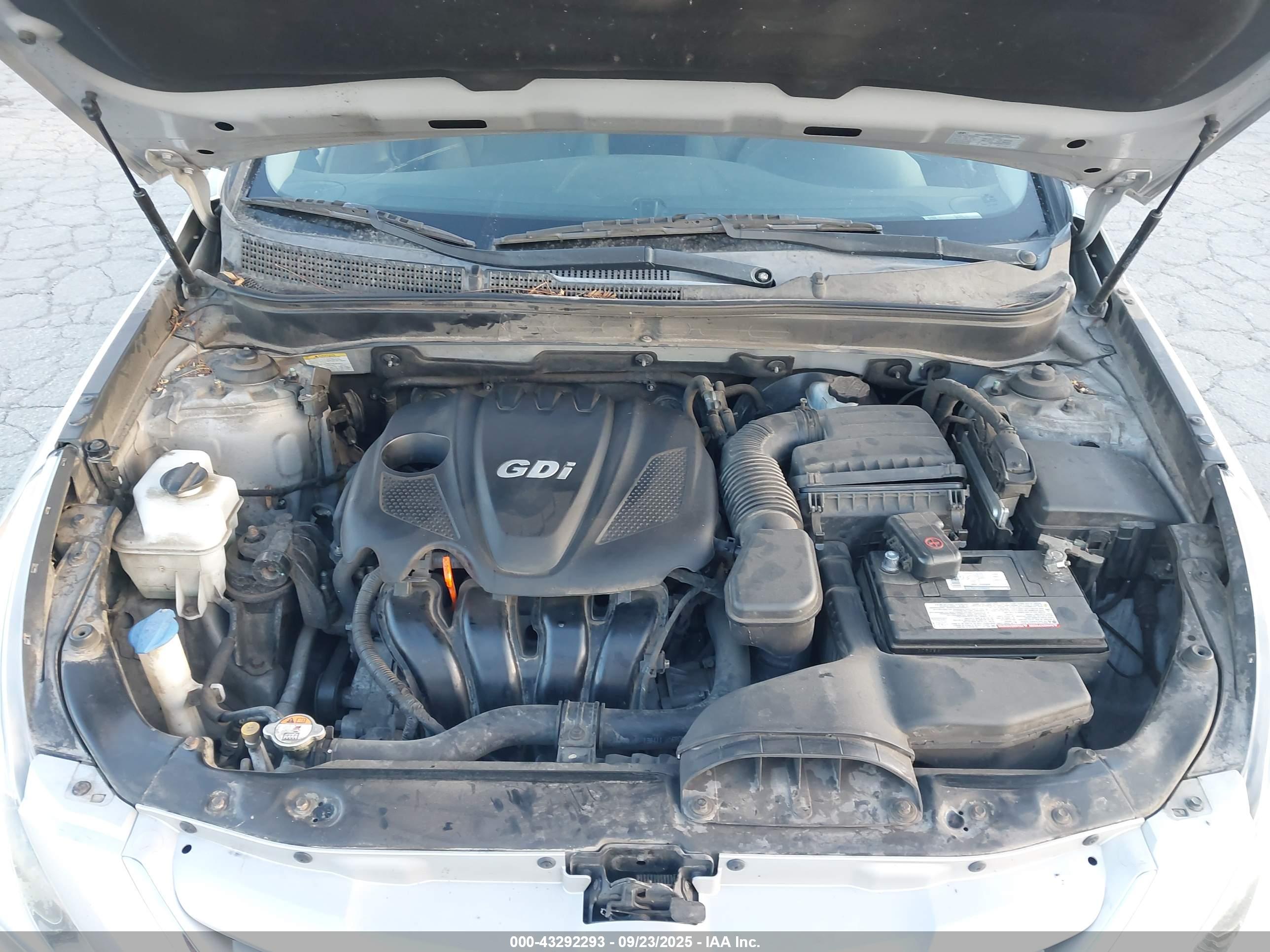 HYUNDAI SONATA image 10