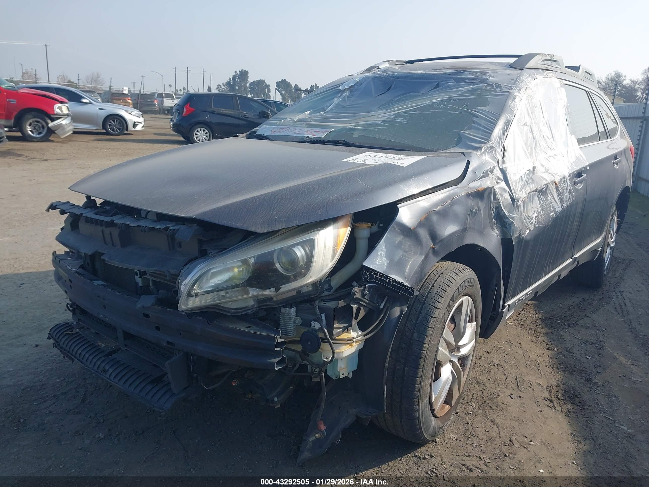 SUBARU OUTBACK image 2