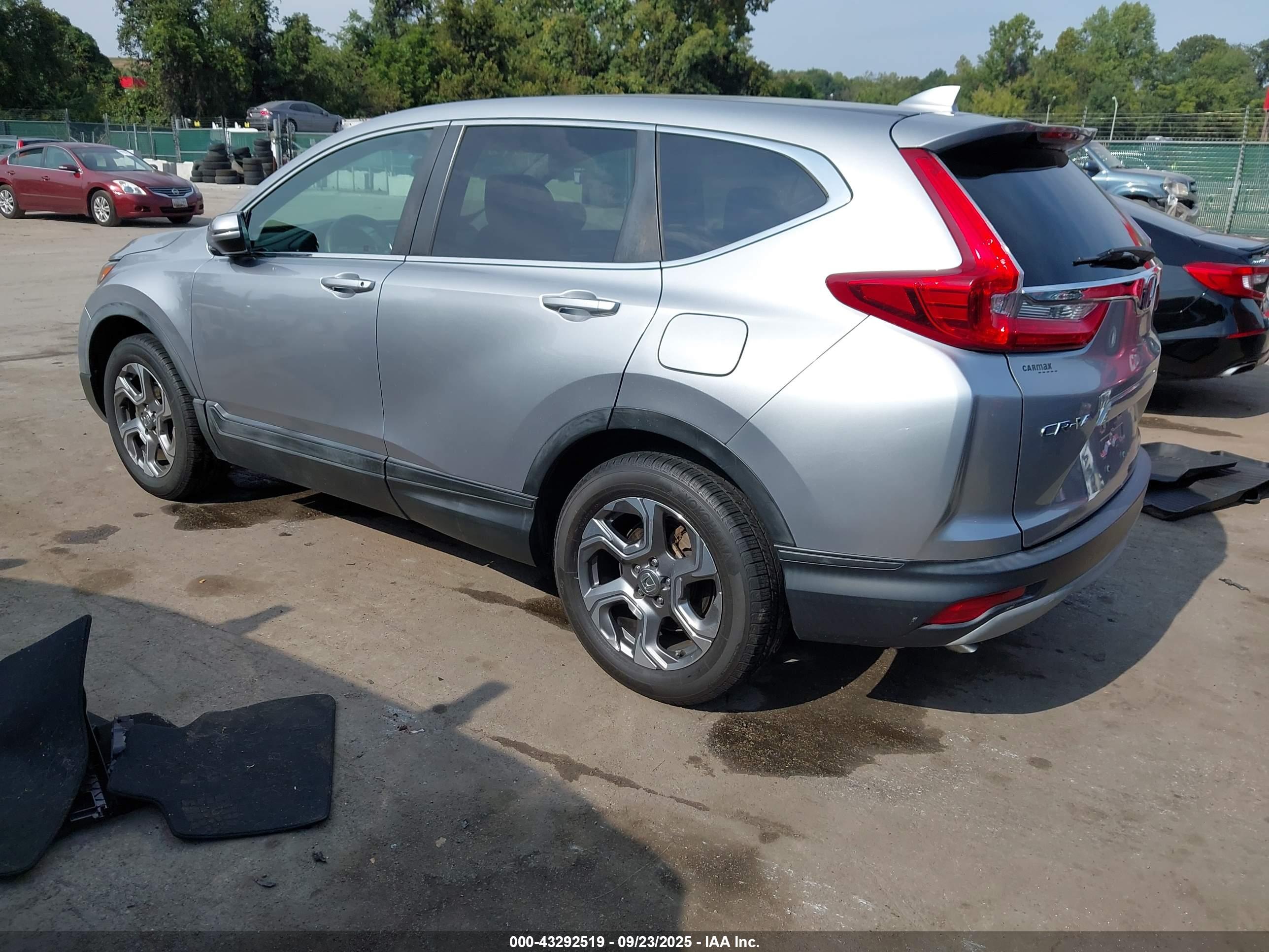 HONDA CR-V image 3