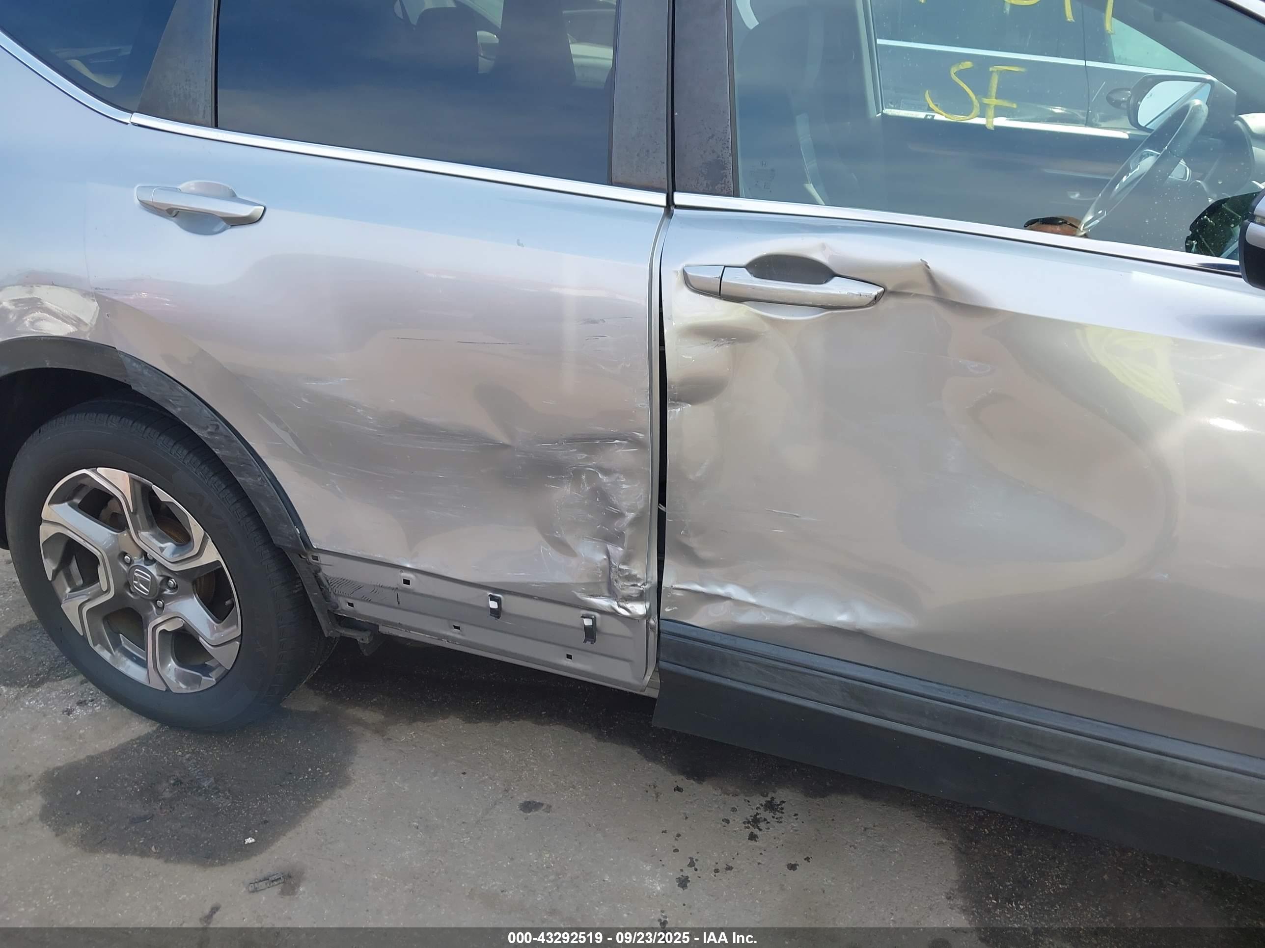 HONDA CR-V image 6