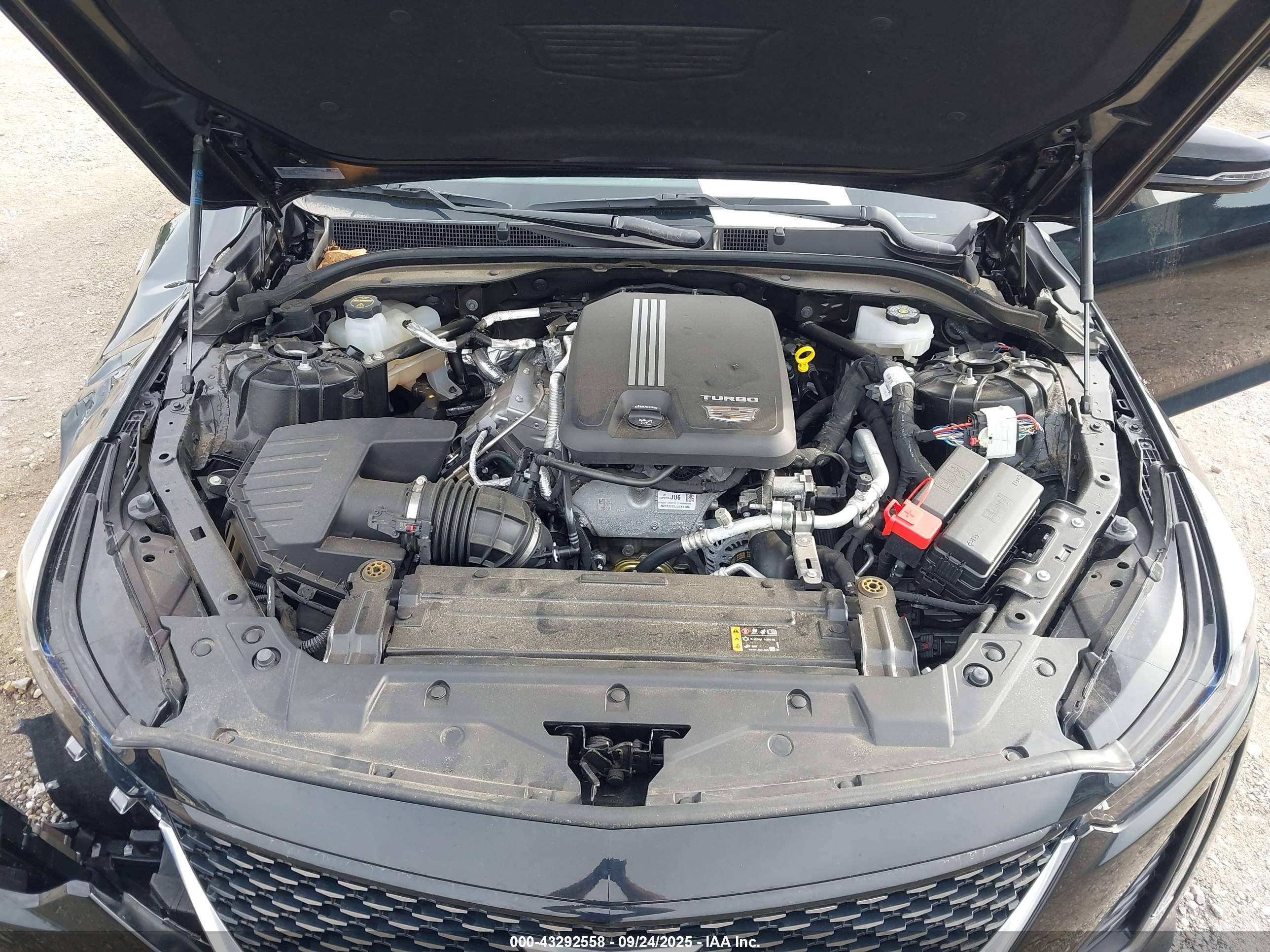 CADILLAC CT5 image 10