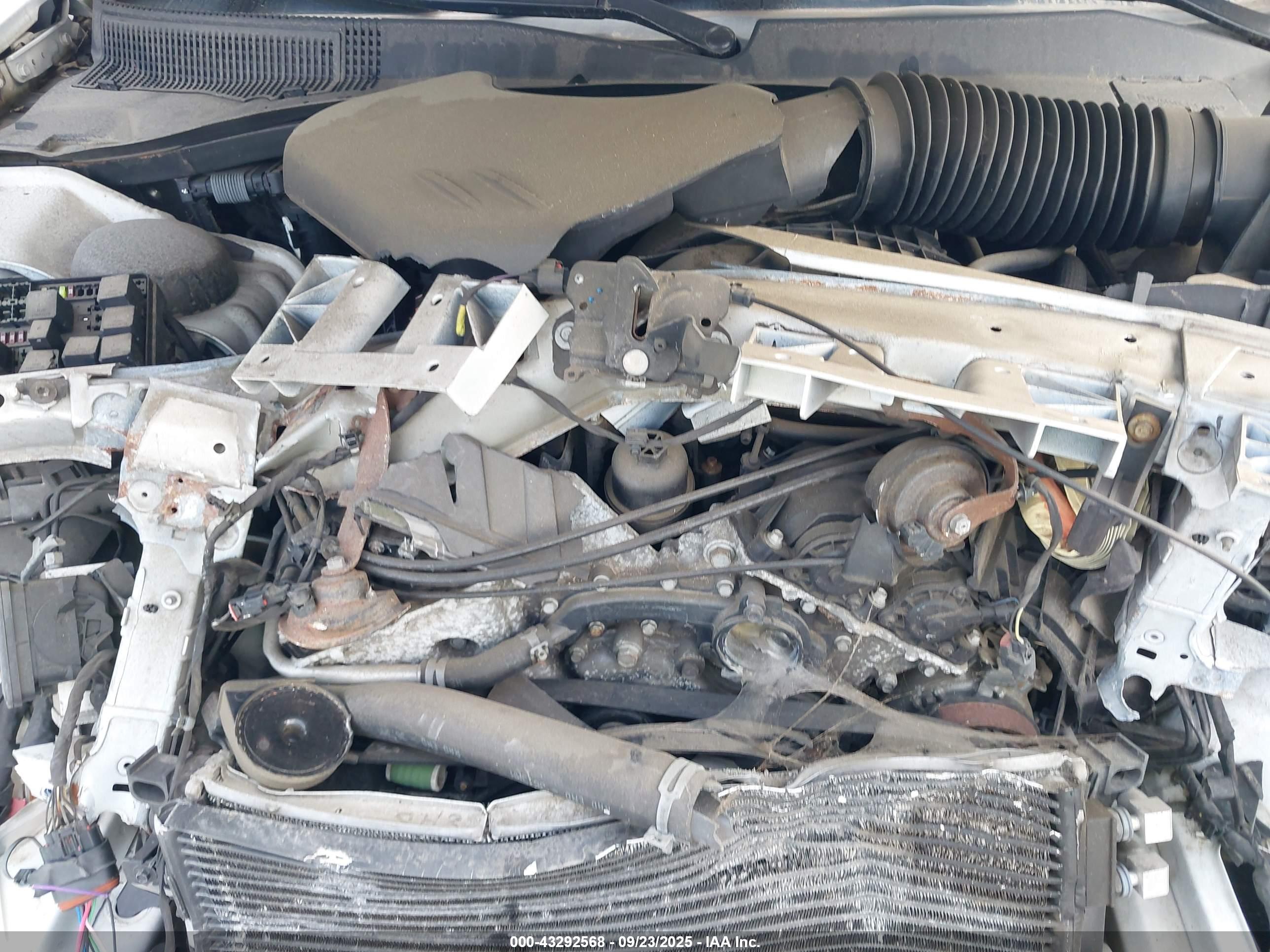 CHRYSLER 300C image 10