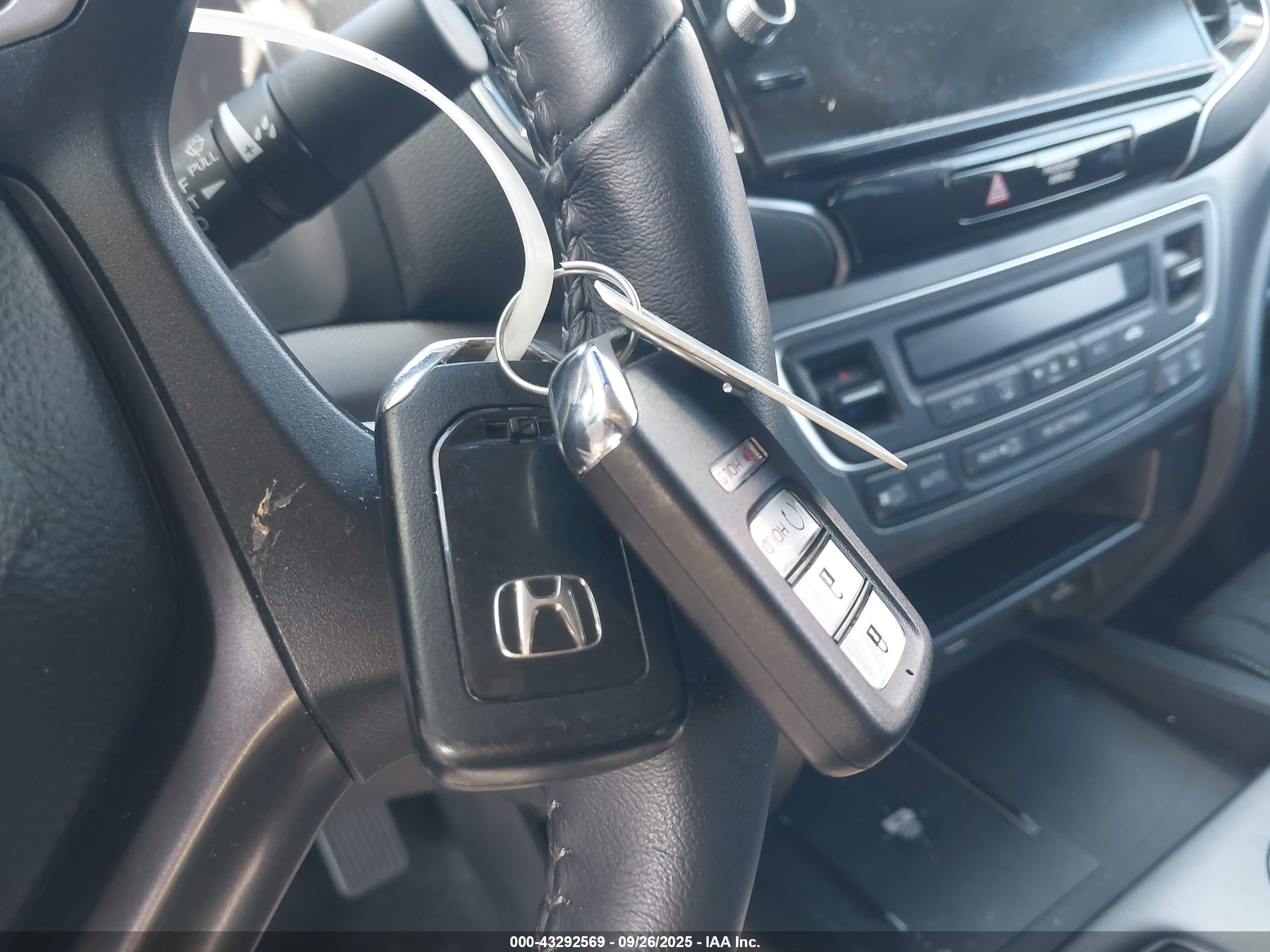 HONDA RIDGELINE image 11