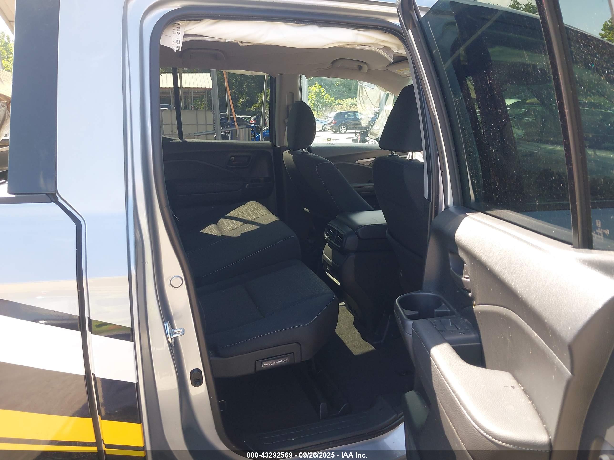 HONDA RIDGELINE image 8