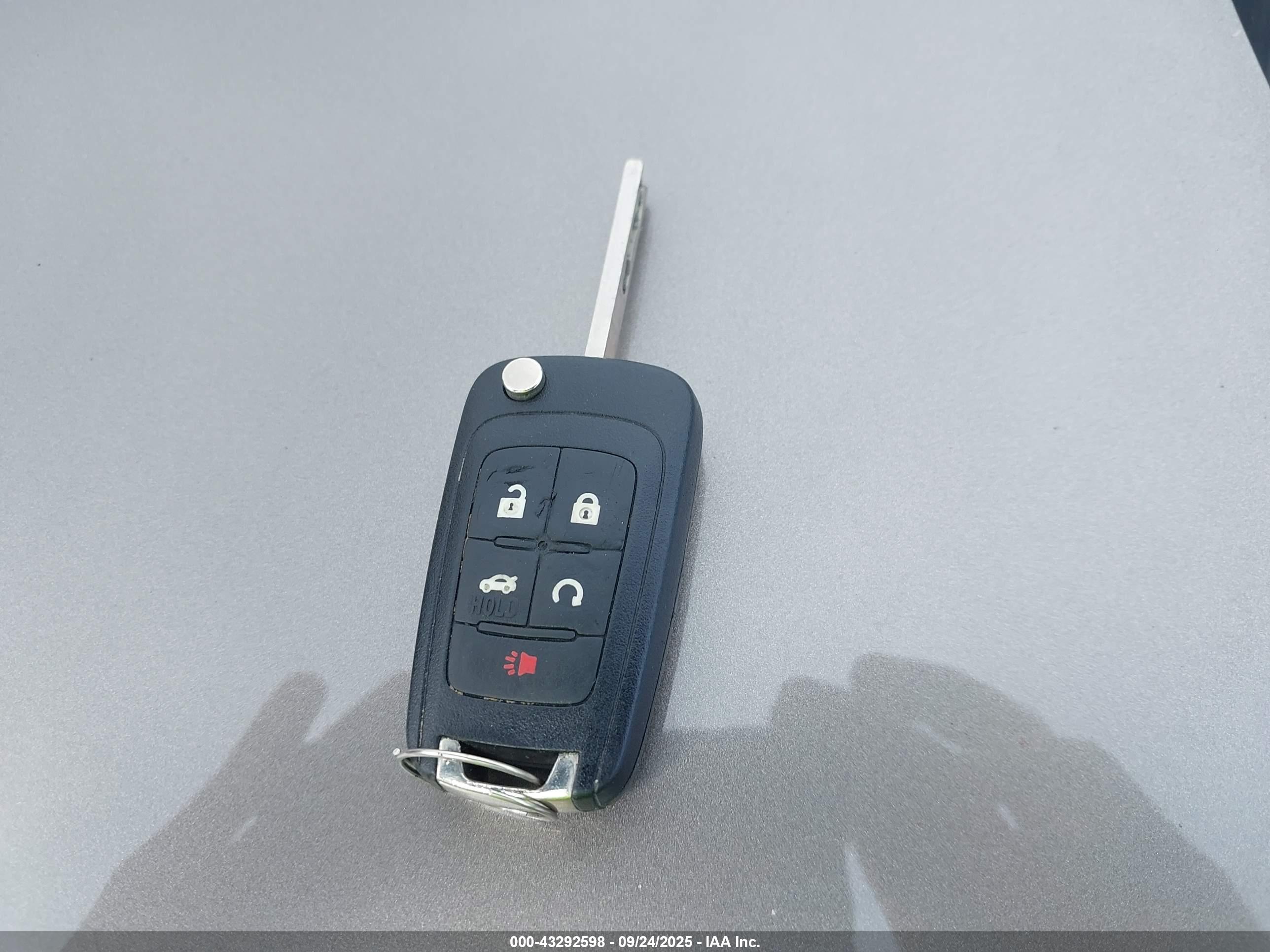 CHEVROLET EQUINOX image 11