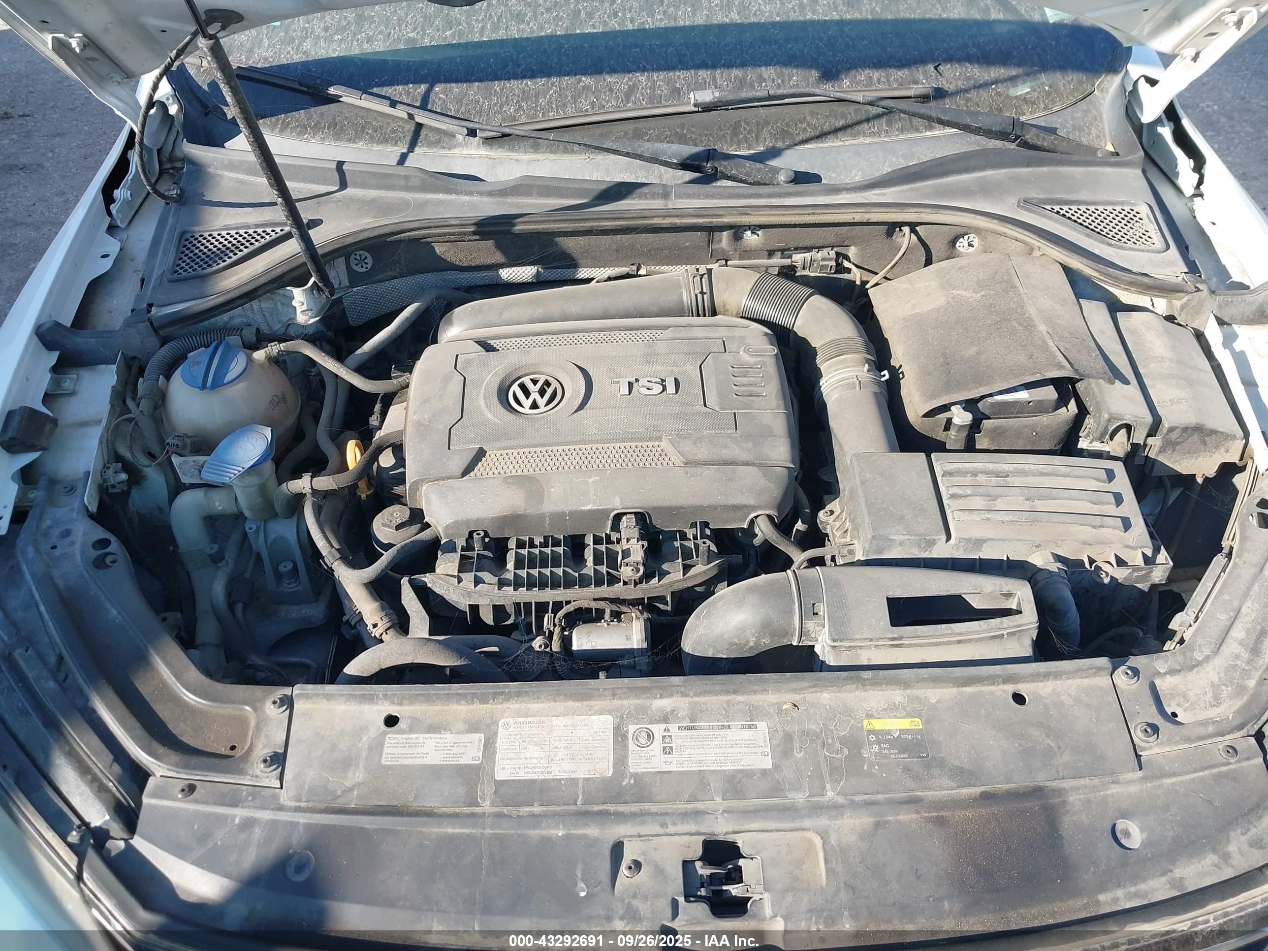 VOLKSWAGEN PASSAT image 10