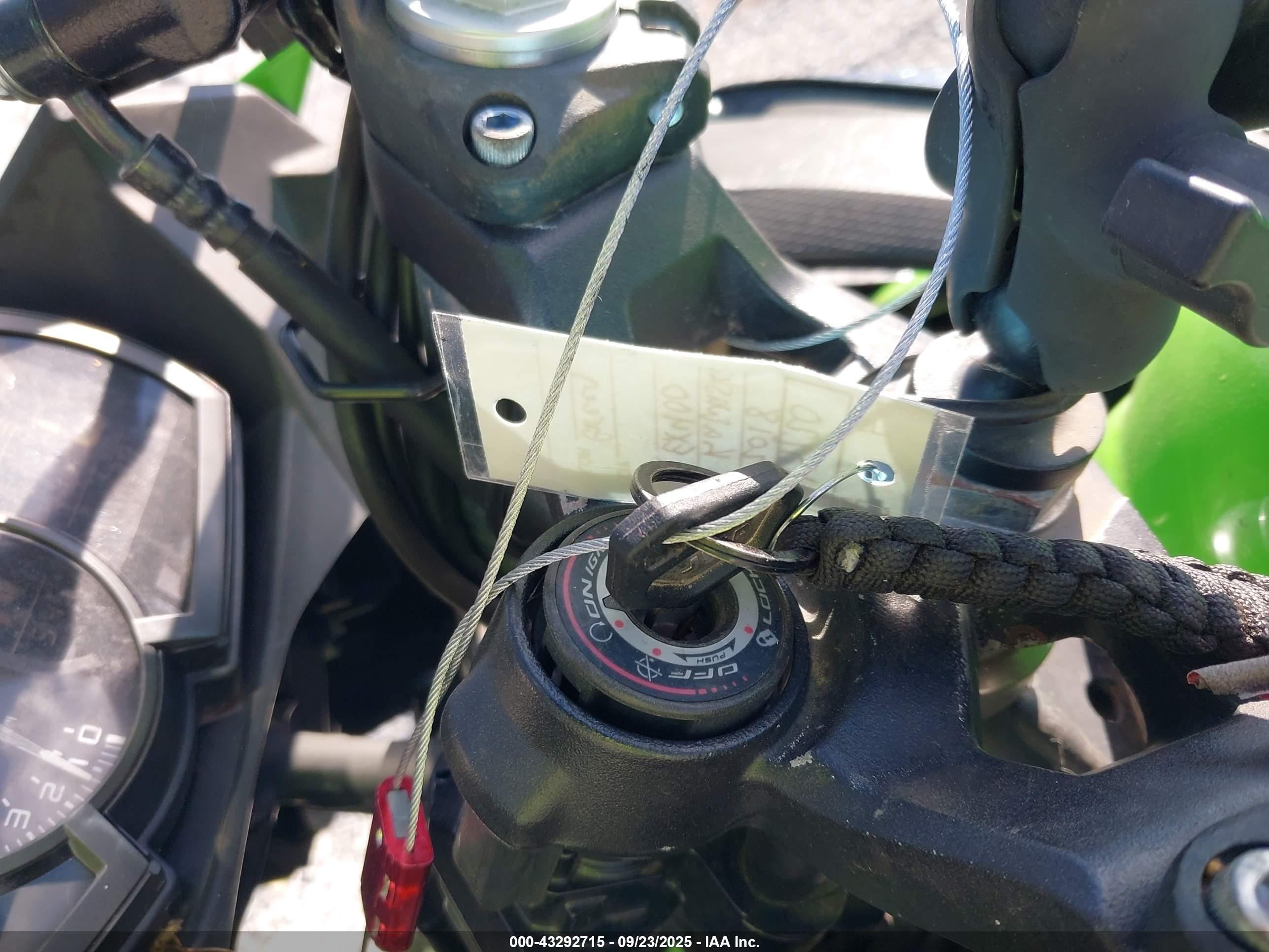 KAWASAKI EX400 image 11