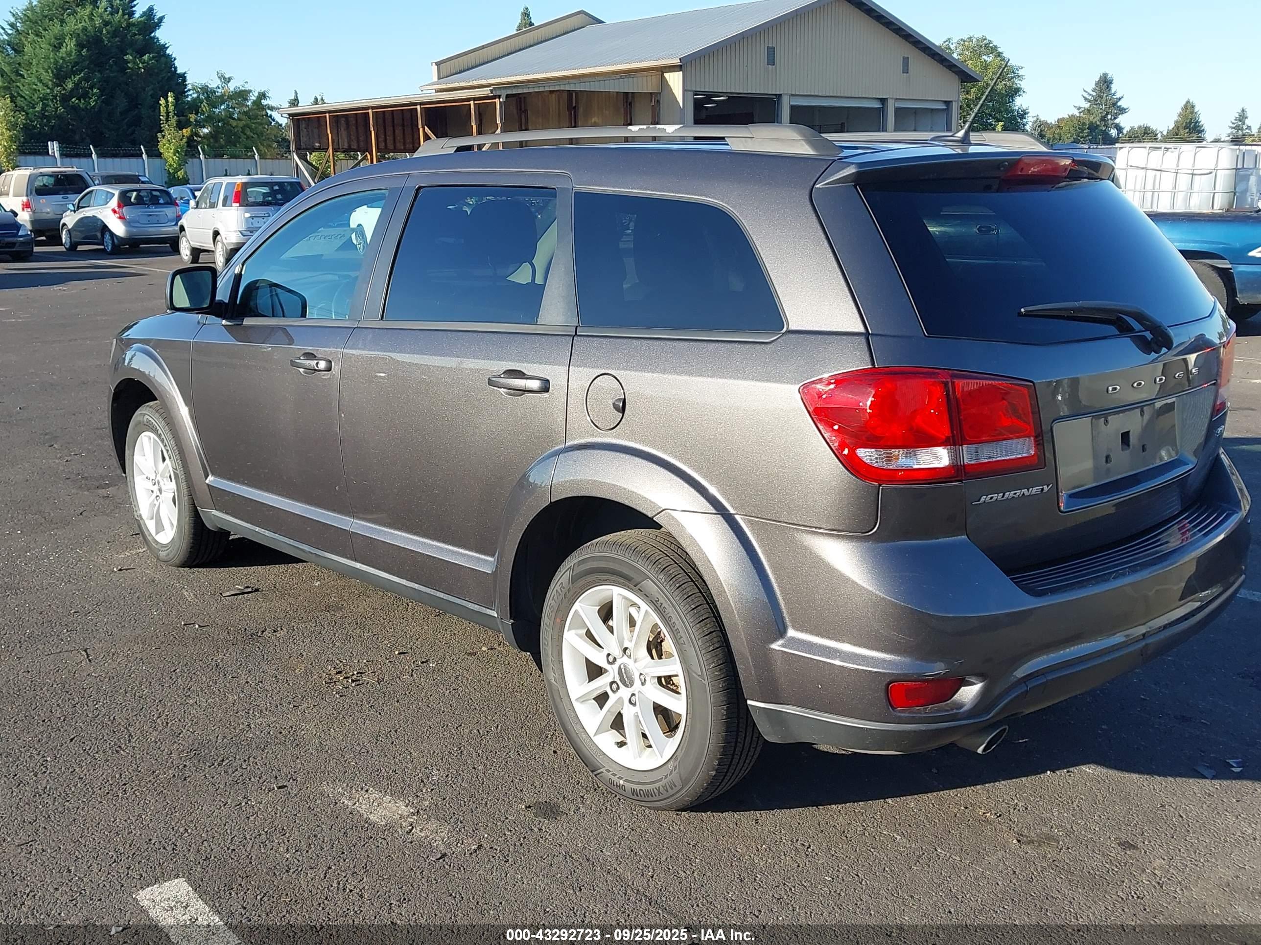 DODGE JOURNEY image 3