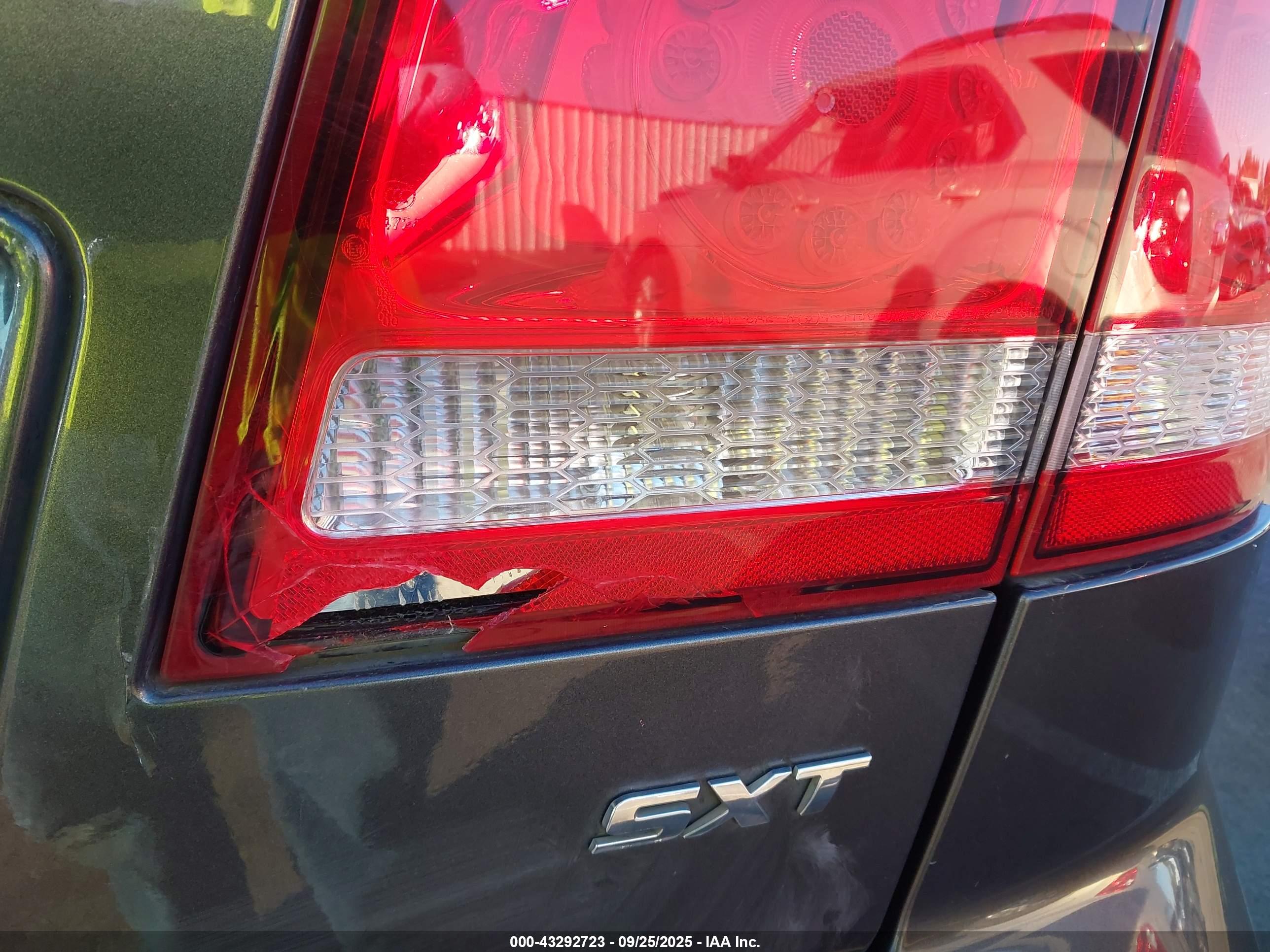 DODGE JOURNEY image 6