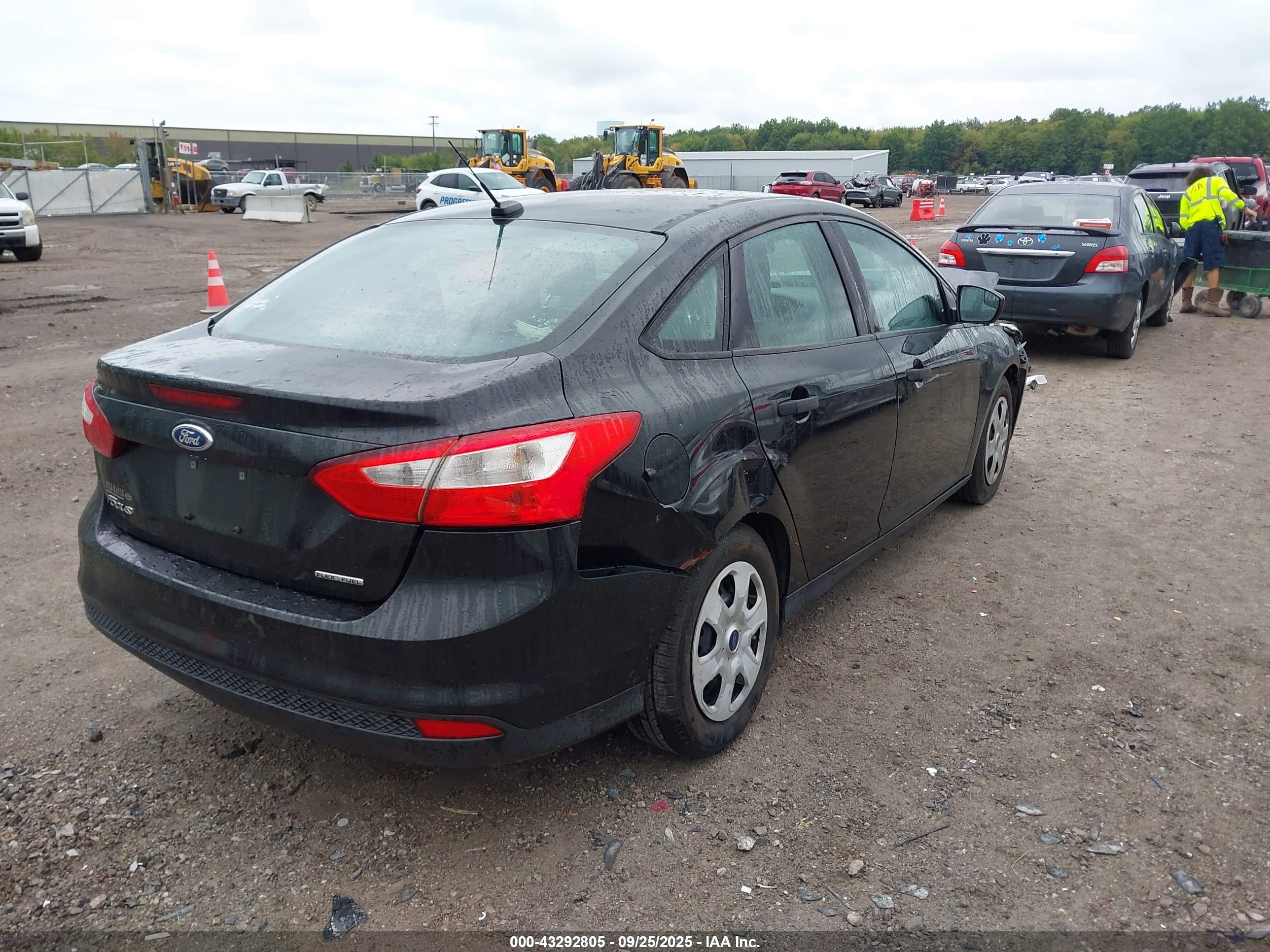 FORD FOCUS image 4