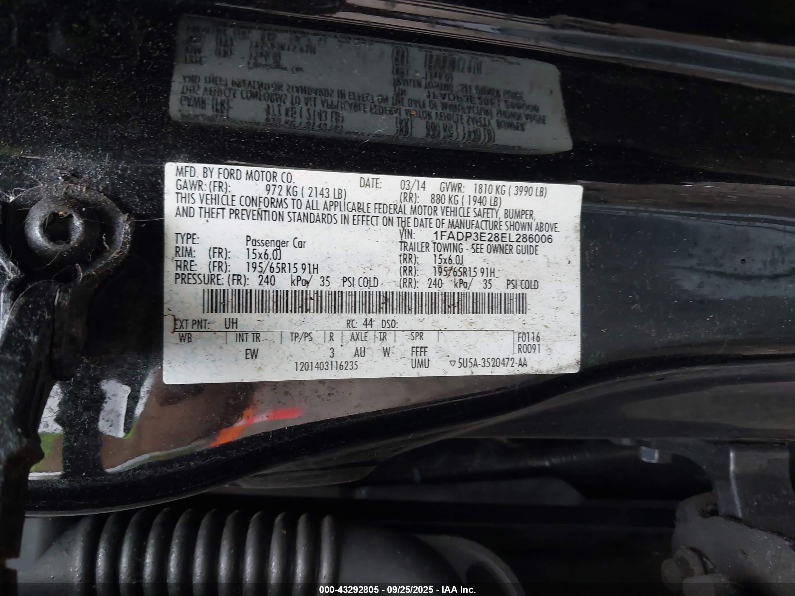 FORD FOCUS image 9