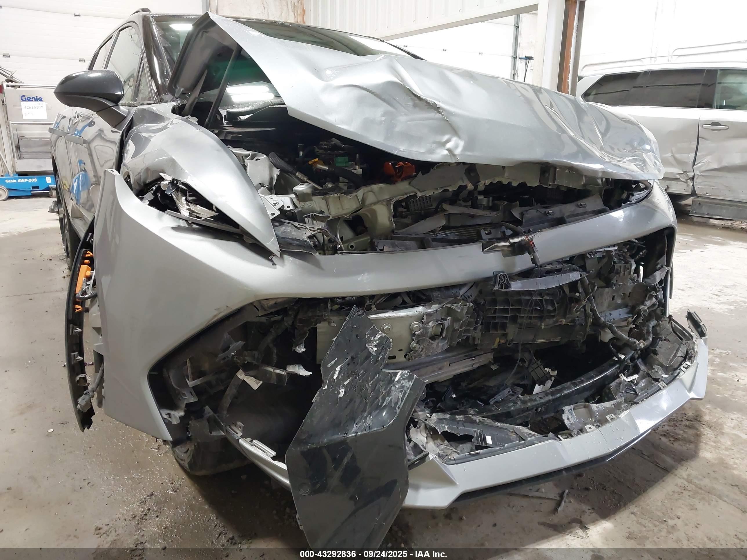 CHEVROLET EQUINOX image 6
