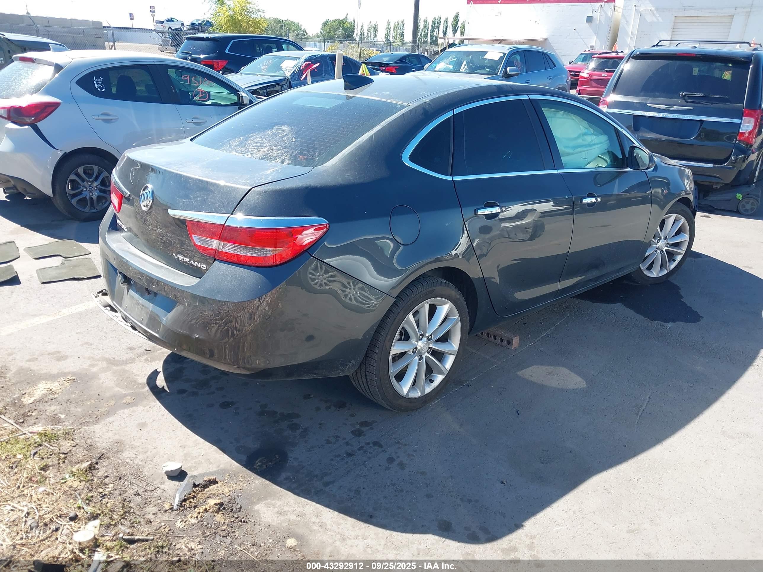 BUICK VERANO image 4