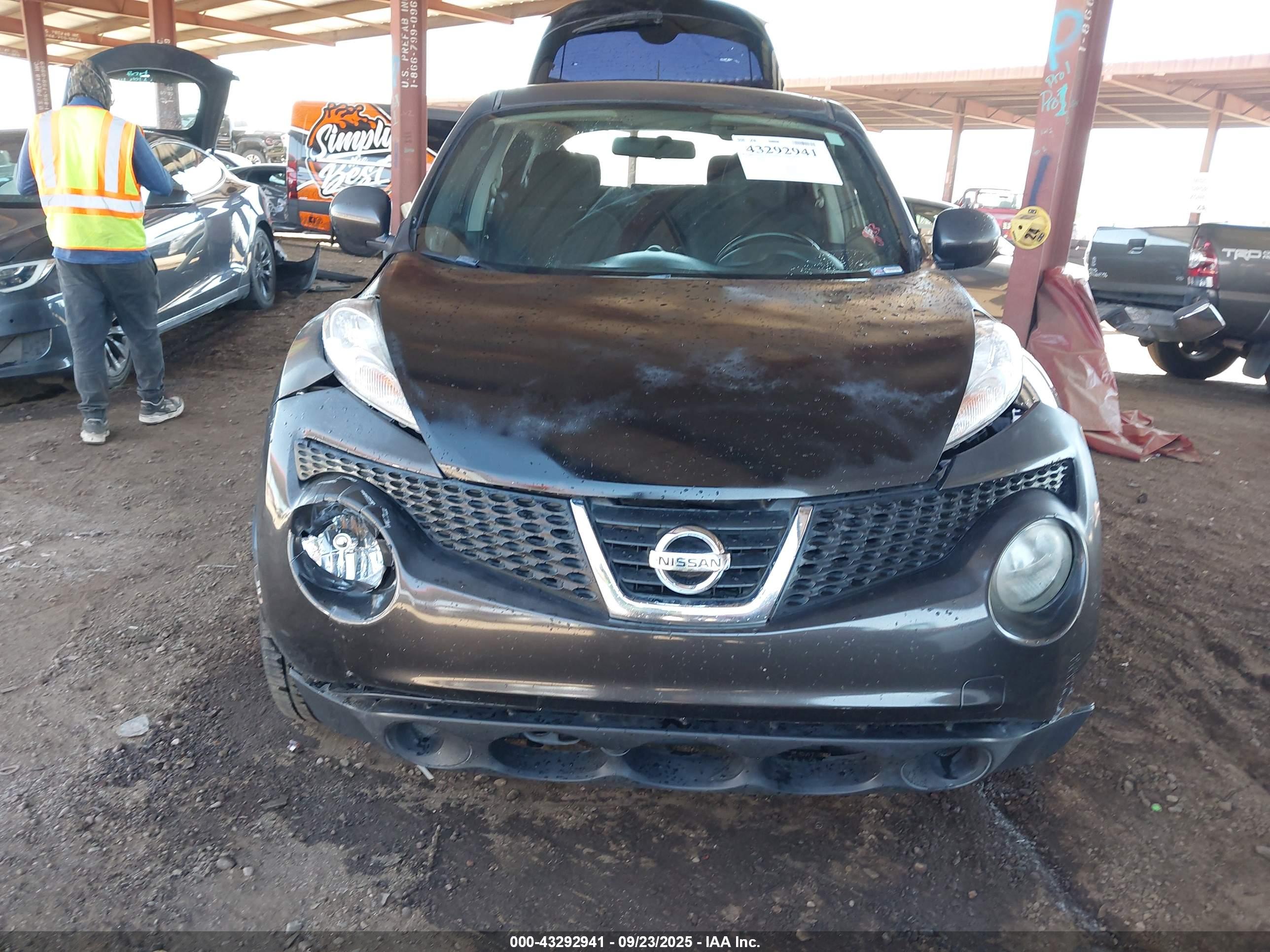 NISSAN JUKE image 6
