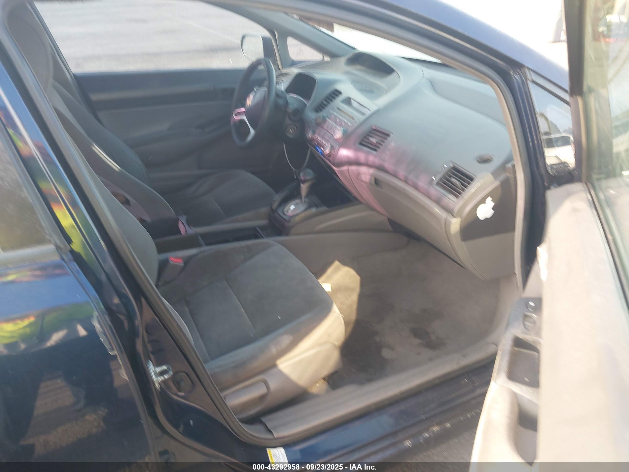 HONDA CIVIC image 5
