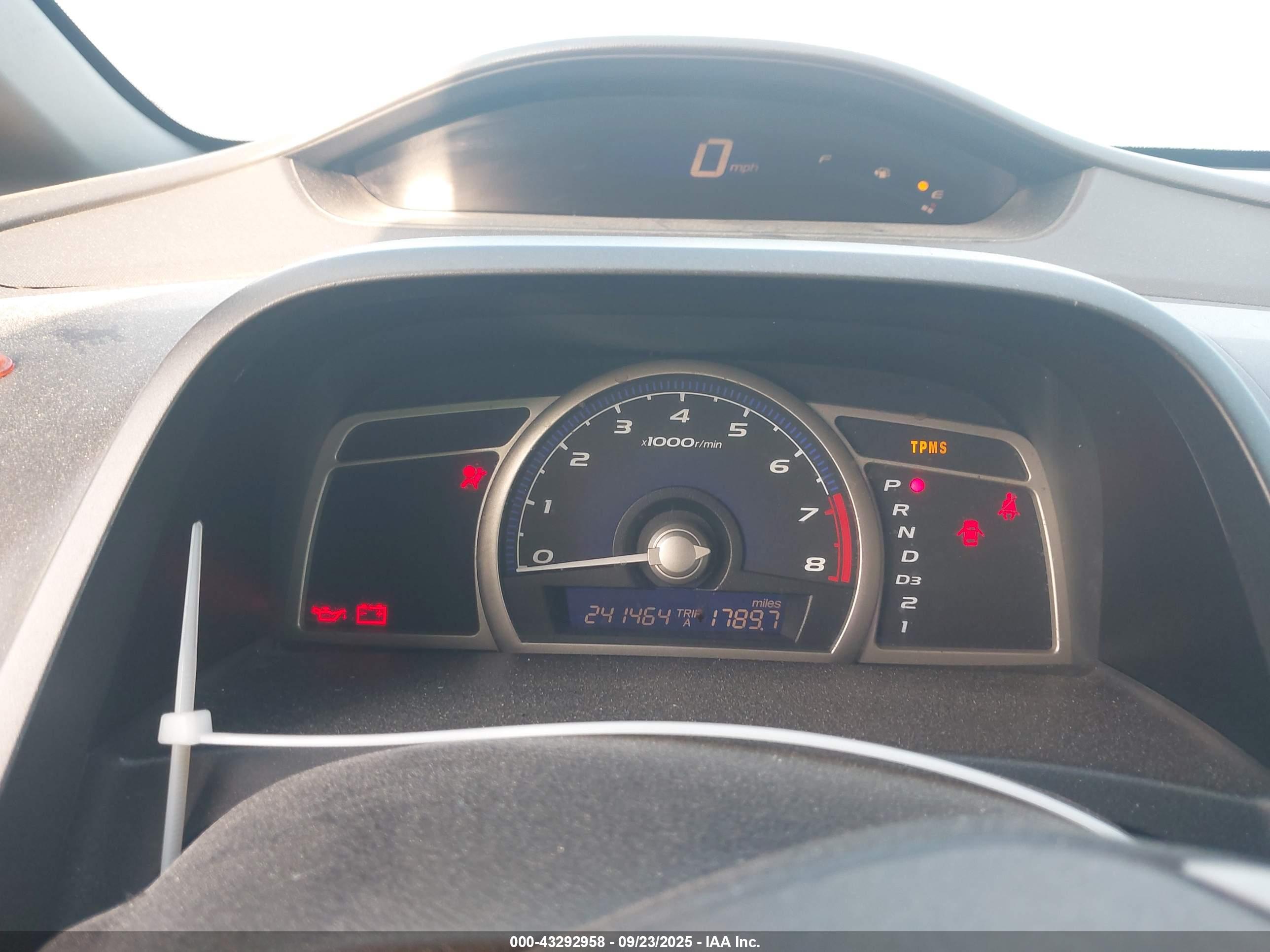 HONDA CIVIC image 7