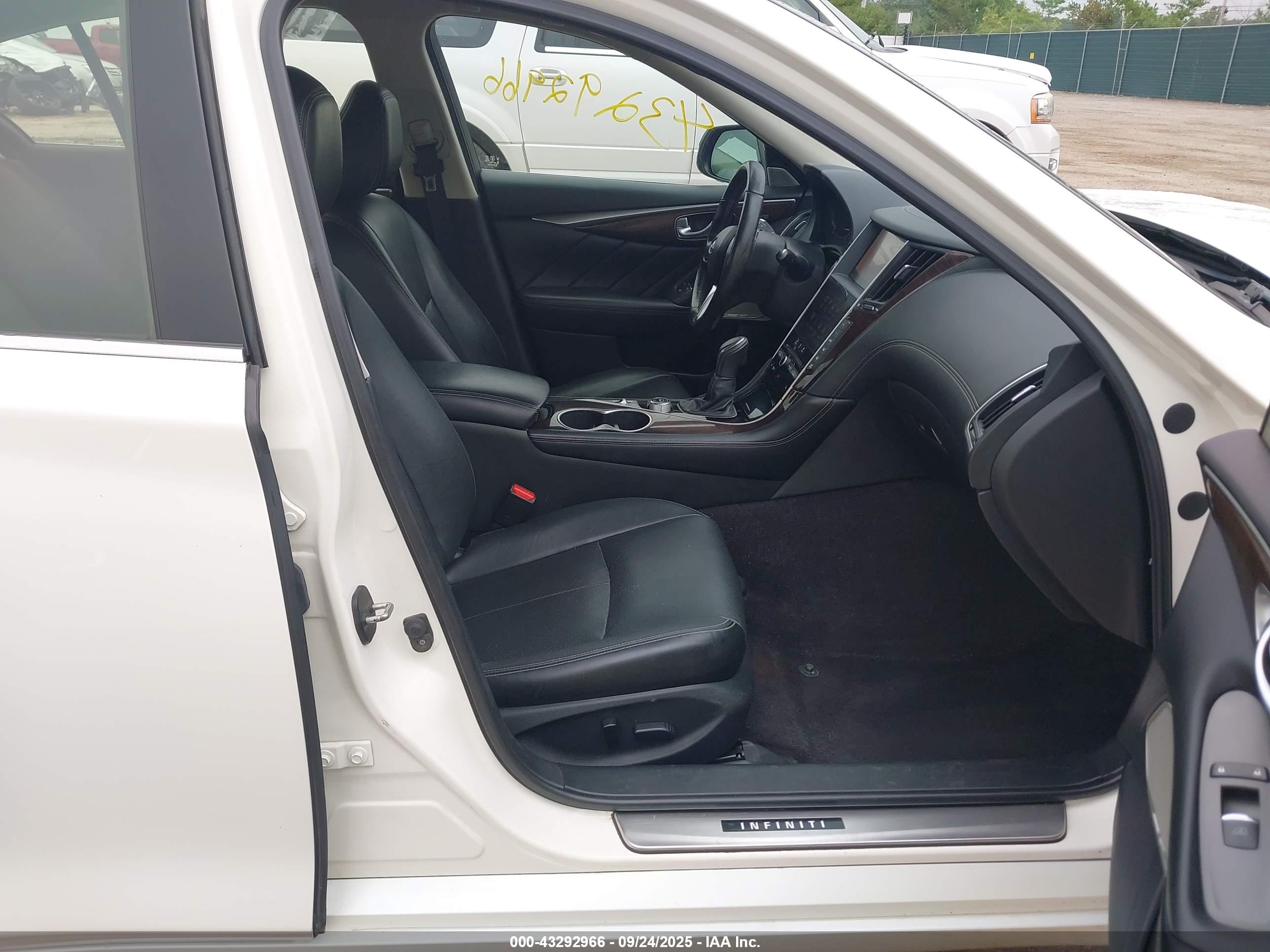 INFINITI Q50 image 5
