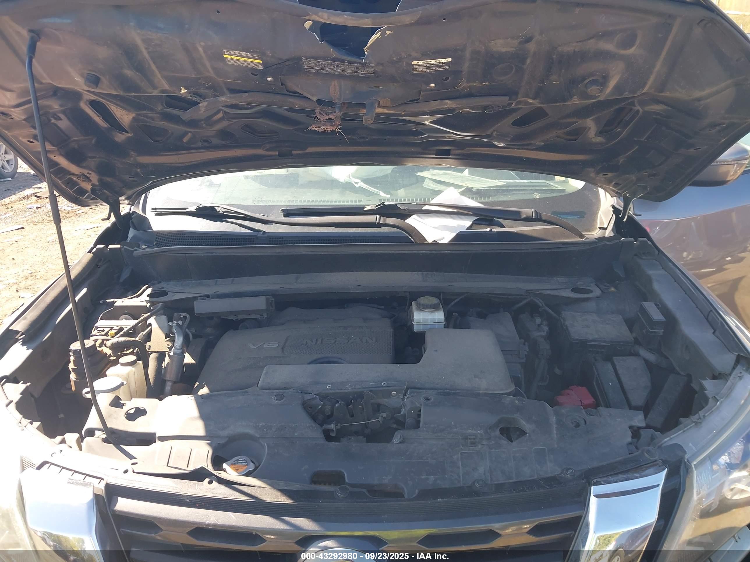 NISSAN PATHFINDER image 10