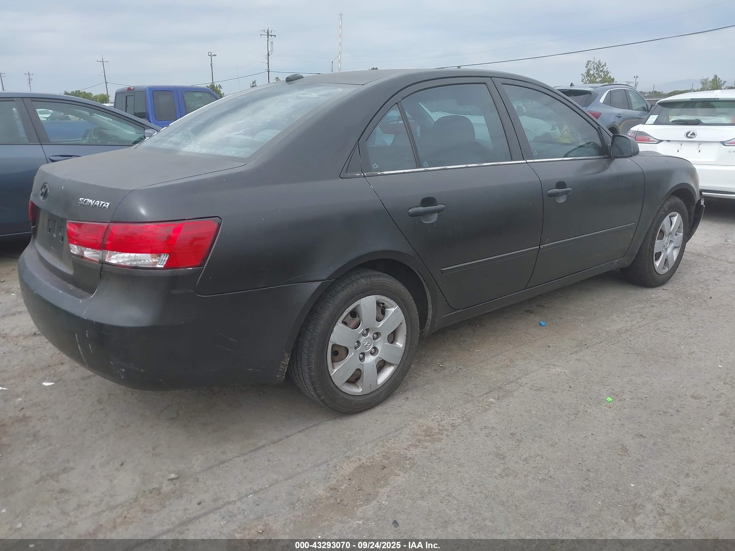 HYUNDAI SONATA image 4