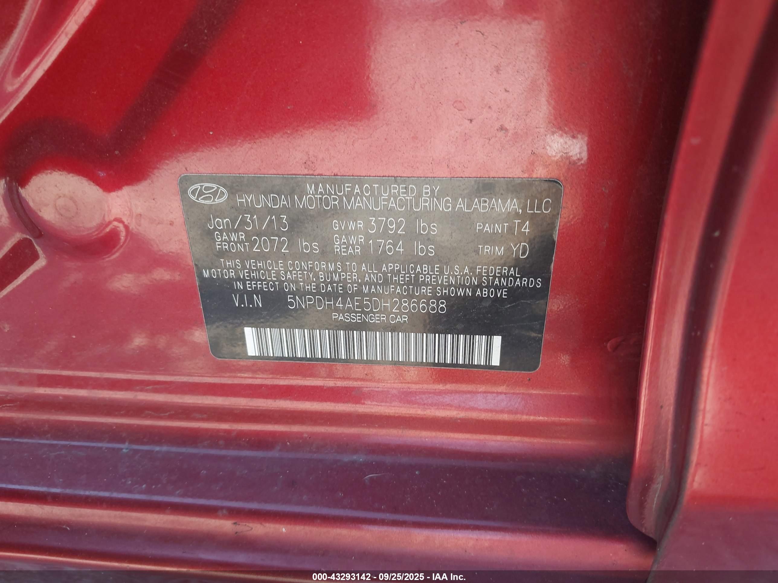 HYUNDAI ELANTRA image 9